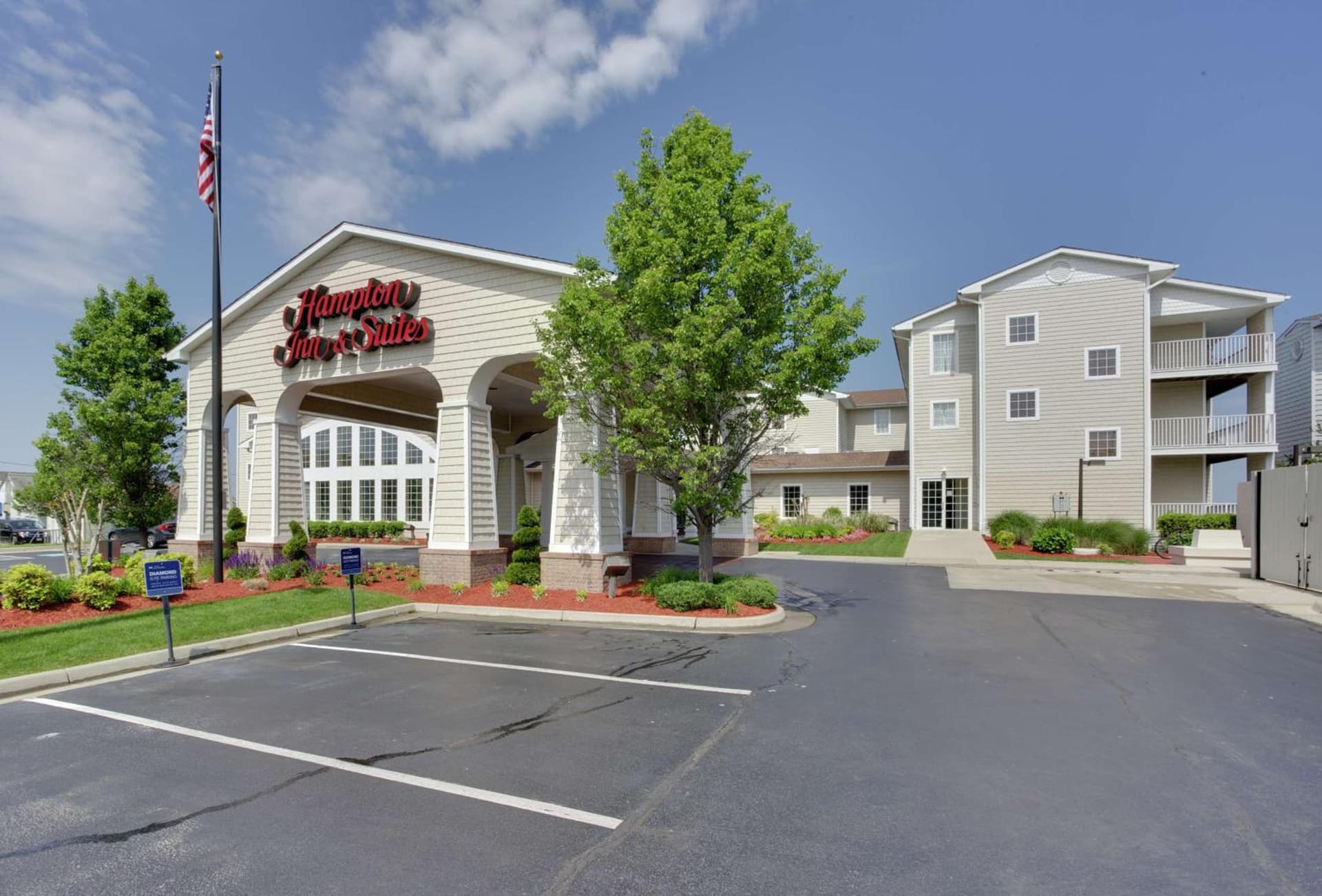Hampton Inn & Suites Chincoteague-Waterfront, Va — hotel in Chincoteague, Virginia