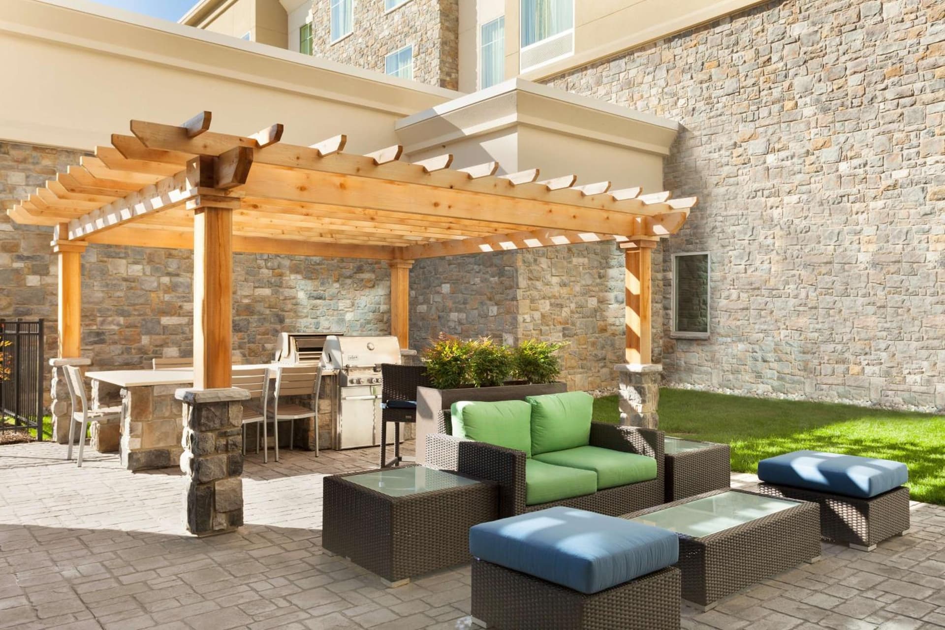 Homewood Suites by Hilton Frederick interior in Frederick, MD — gallery photo 2