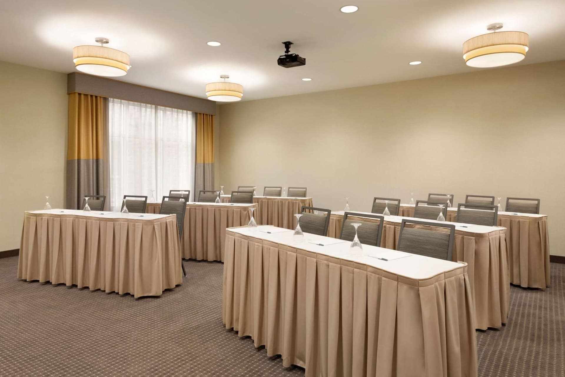 Homewood Suites by Hilton Frederick gallery photo in Frederick, MD — image 19