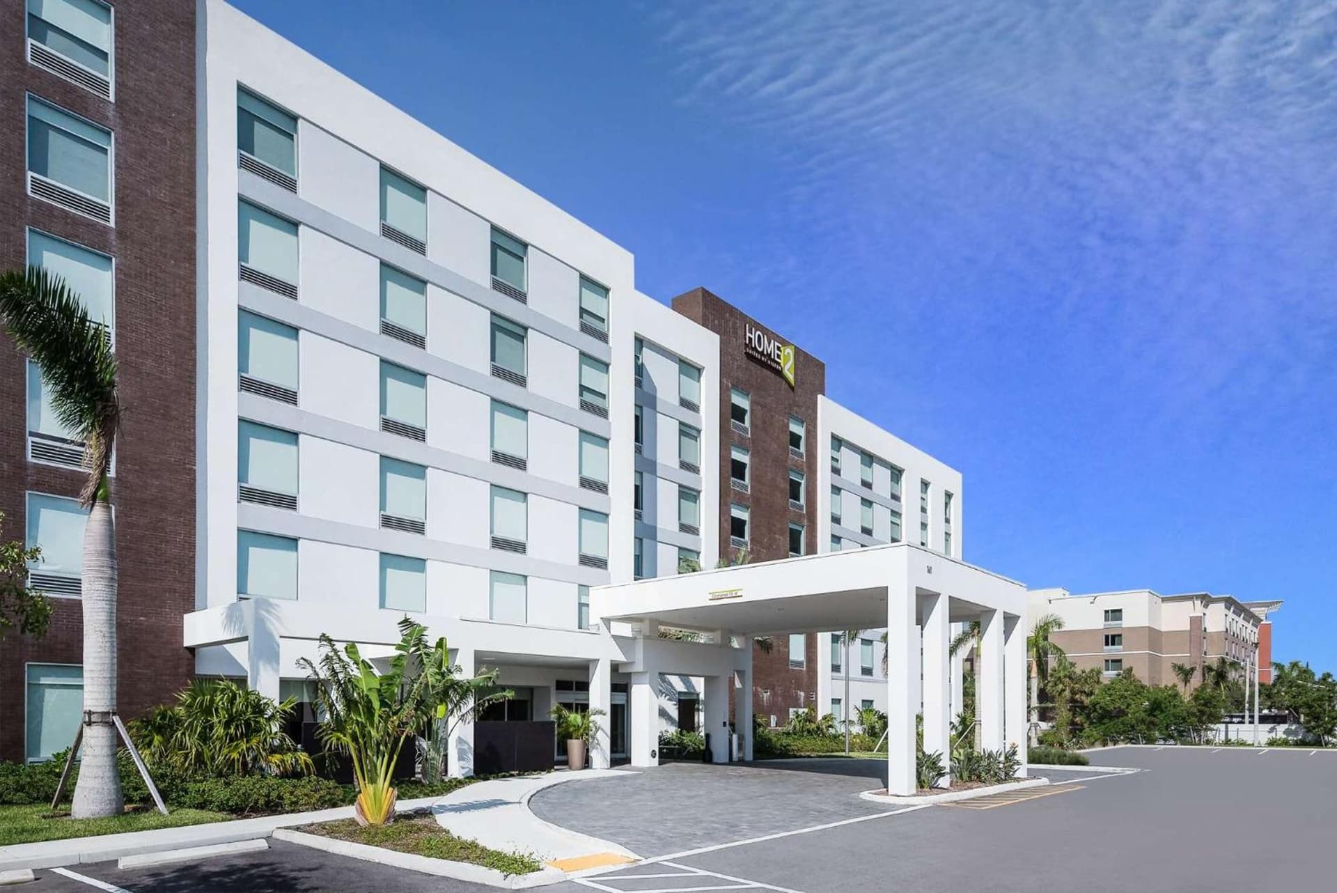 Home2 Suites By Hilton Ft. Lauderdale Airport-Cruise Port interior in Dania Beach, FL — gallery photo 2