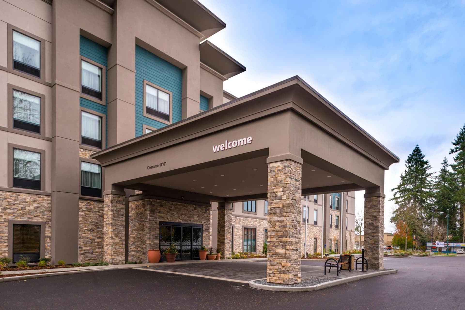 Hampton Inn & Suites Olympia Lacey, Wa interior in Olympia, WA — gallery photo 2