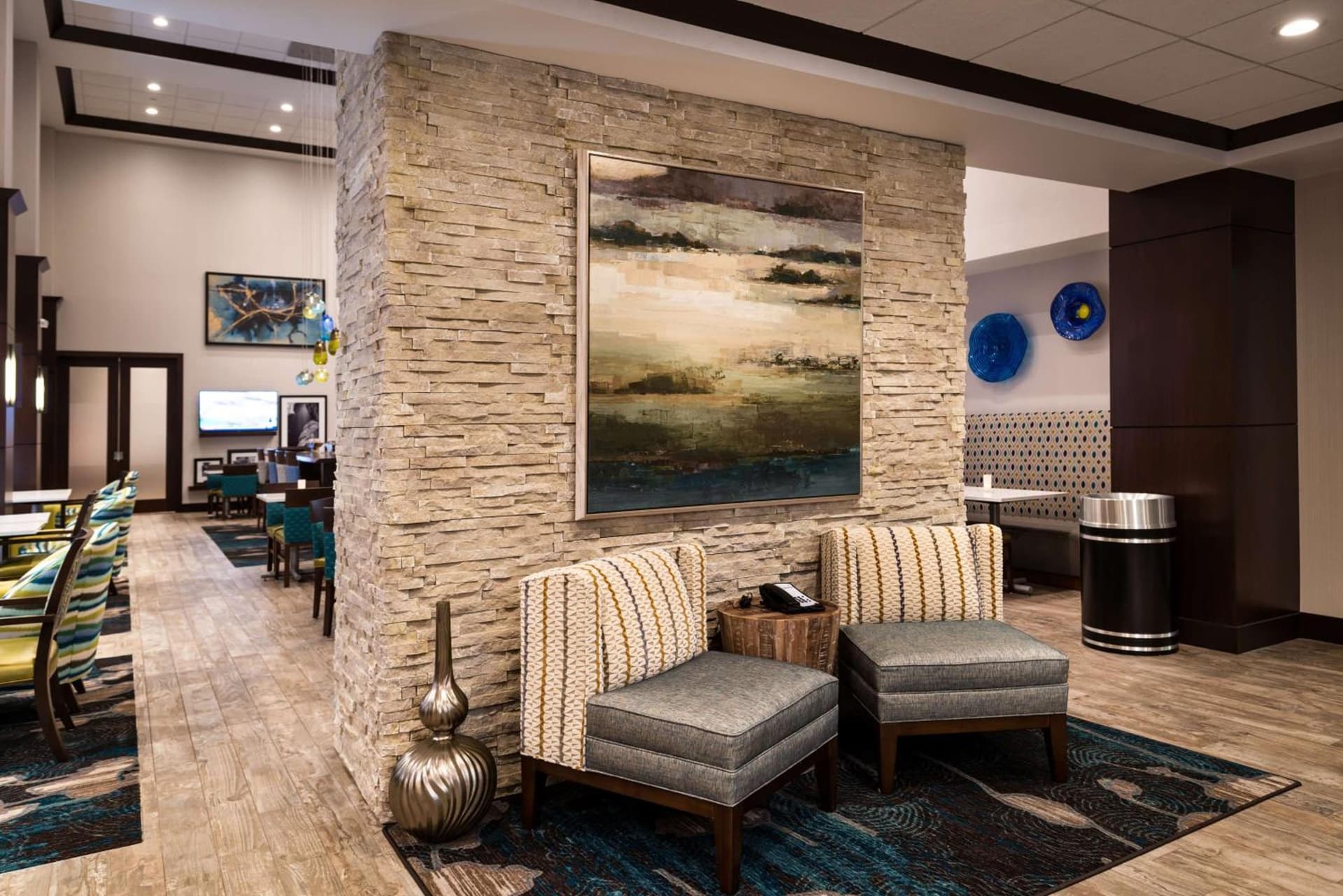 Hampton Inn & Suites Olympia Lacey, Wa gallery photo in Olympia, WA — image 6