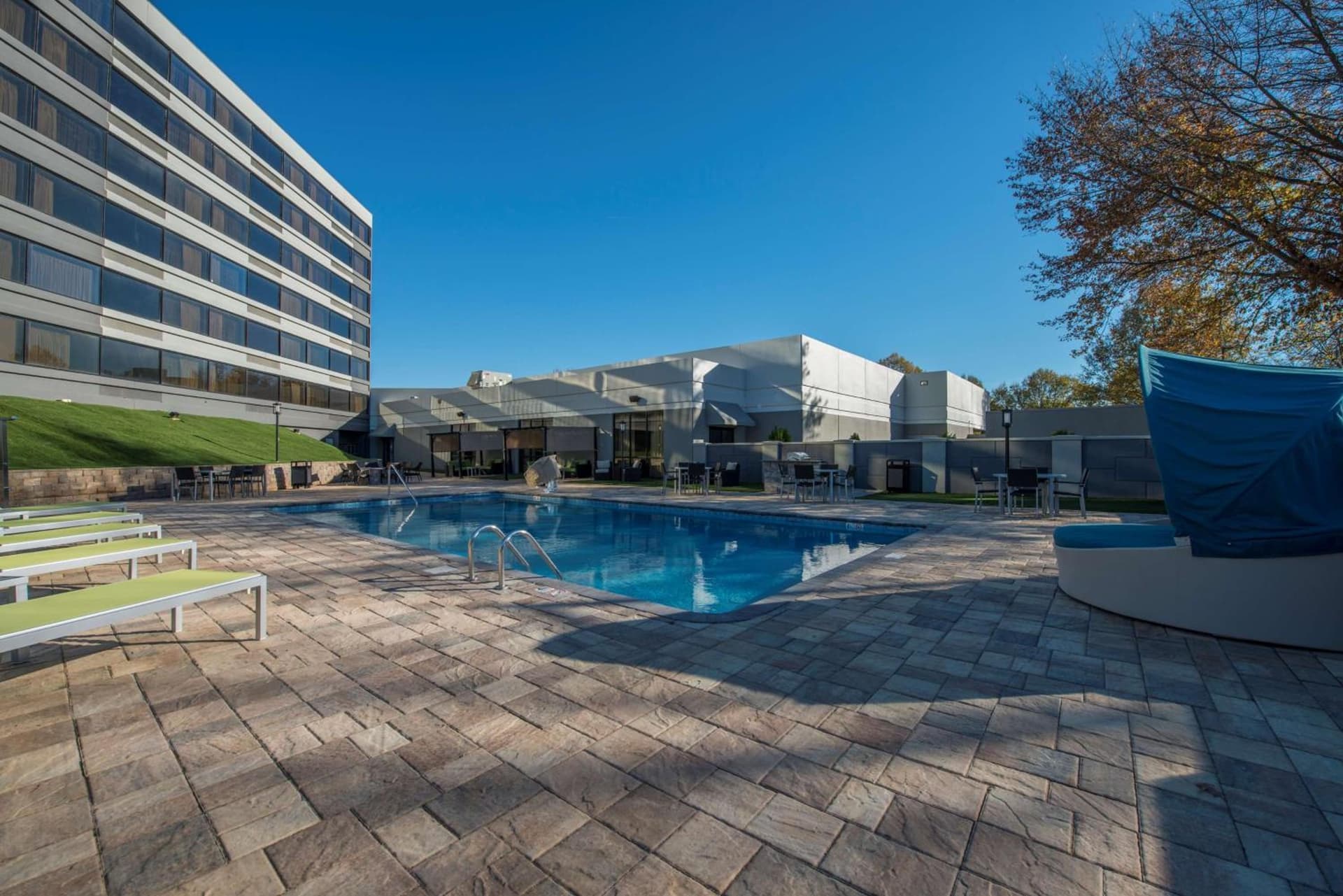 DoubleTree by Hilton Winston Salem - University, NC gallery photo in Winston-Salem, NC — image 10
