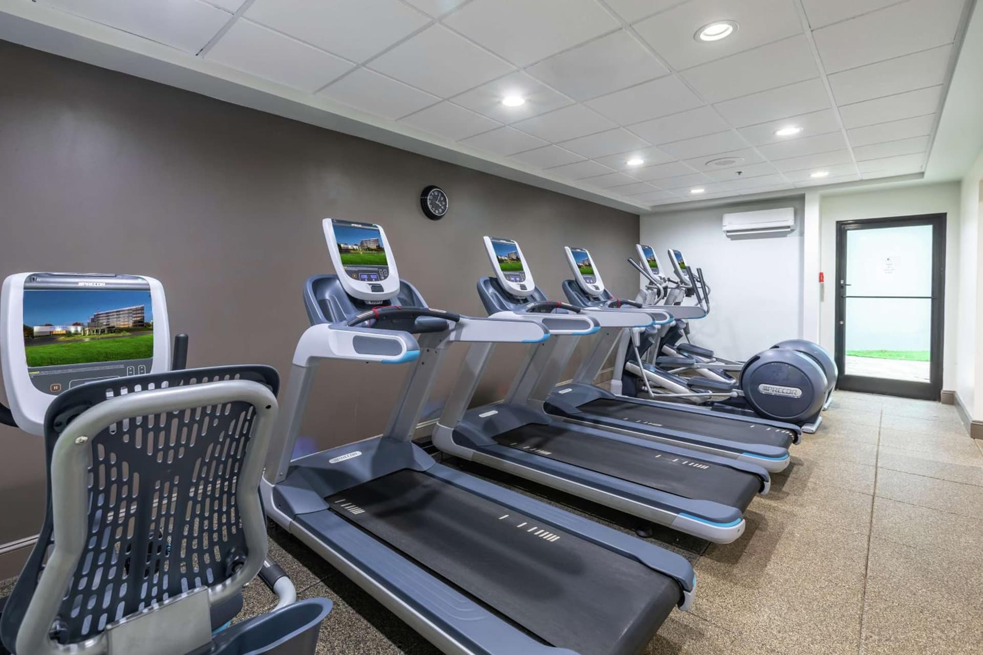 DoubleTree by Hilton Winston Salem - University, NC gallery photo in Winston-Salem, NC — image 40