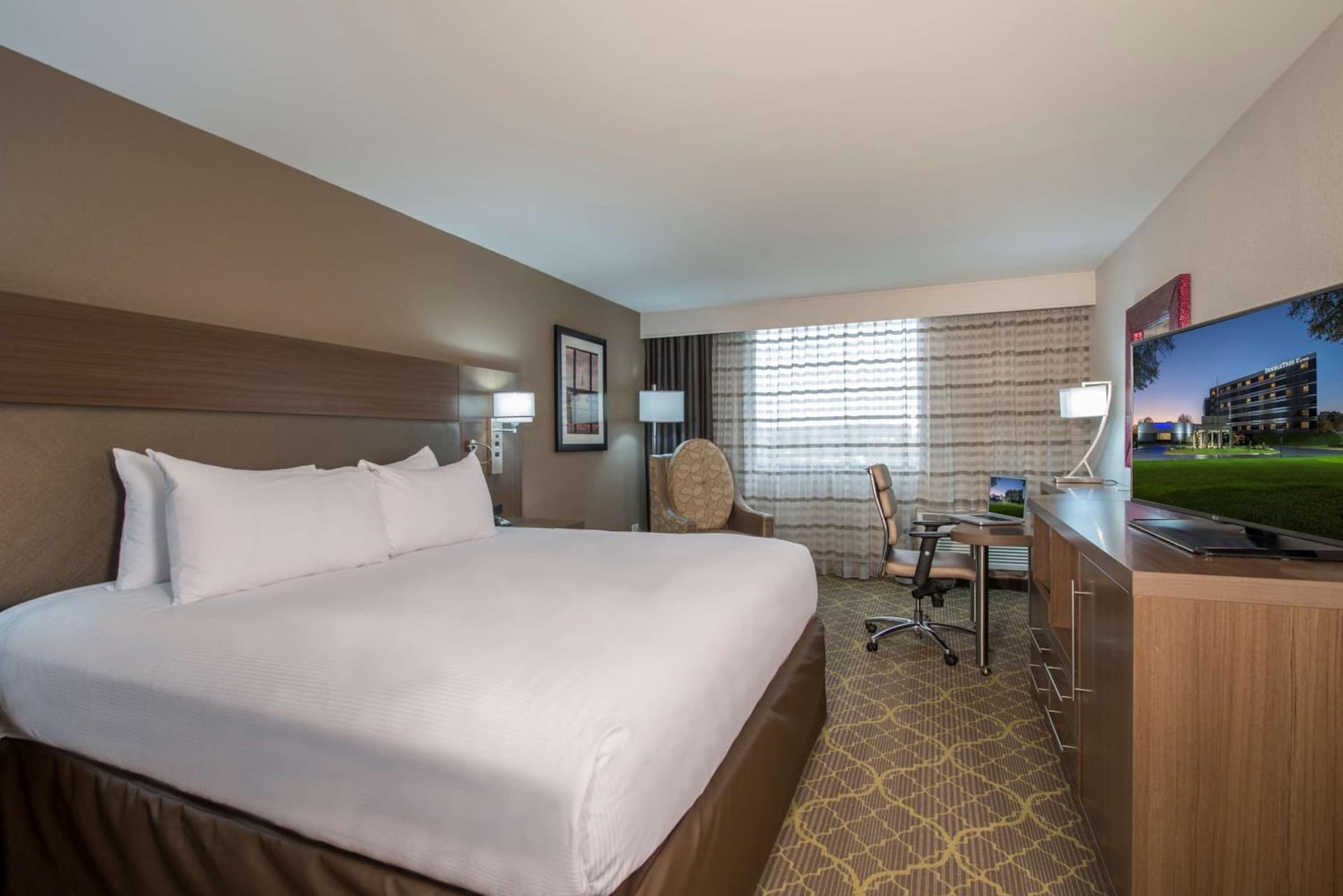 DoubleTree by Hilton Winston Salem - University, NC gallery photo in Winston-Salem, NC — image 21