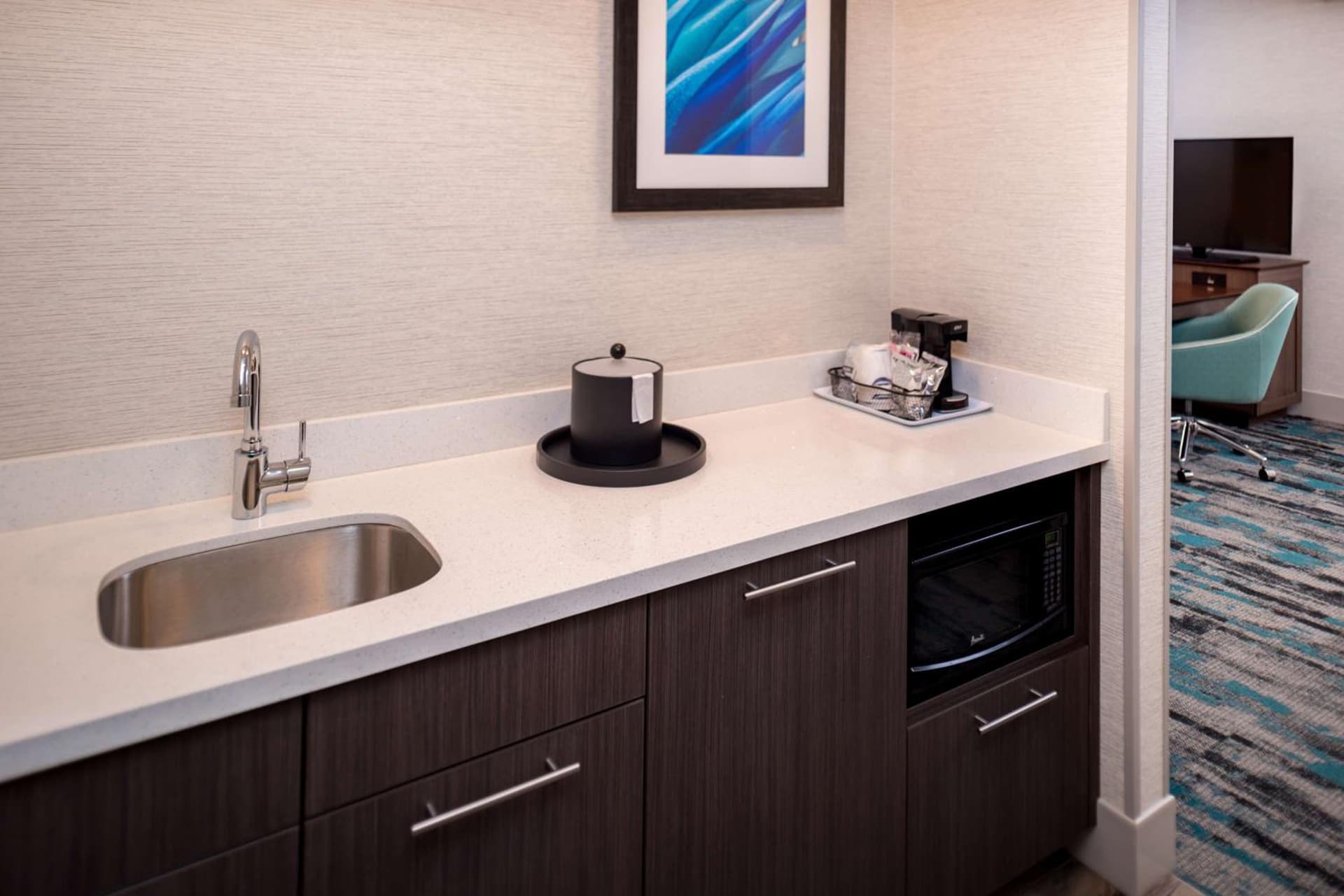 Hampton Inn & Suites Olympia Lacey, Wa gallery photo in Olympia, WA — image 7