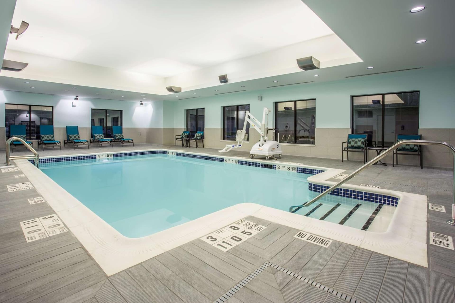 Hampton Inn & Suites Yonkers - Westchester gallery photo in Yonkers, NY — image 4
