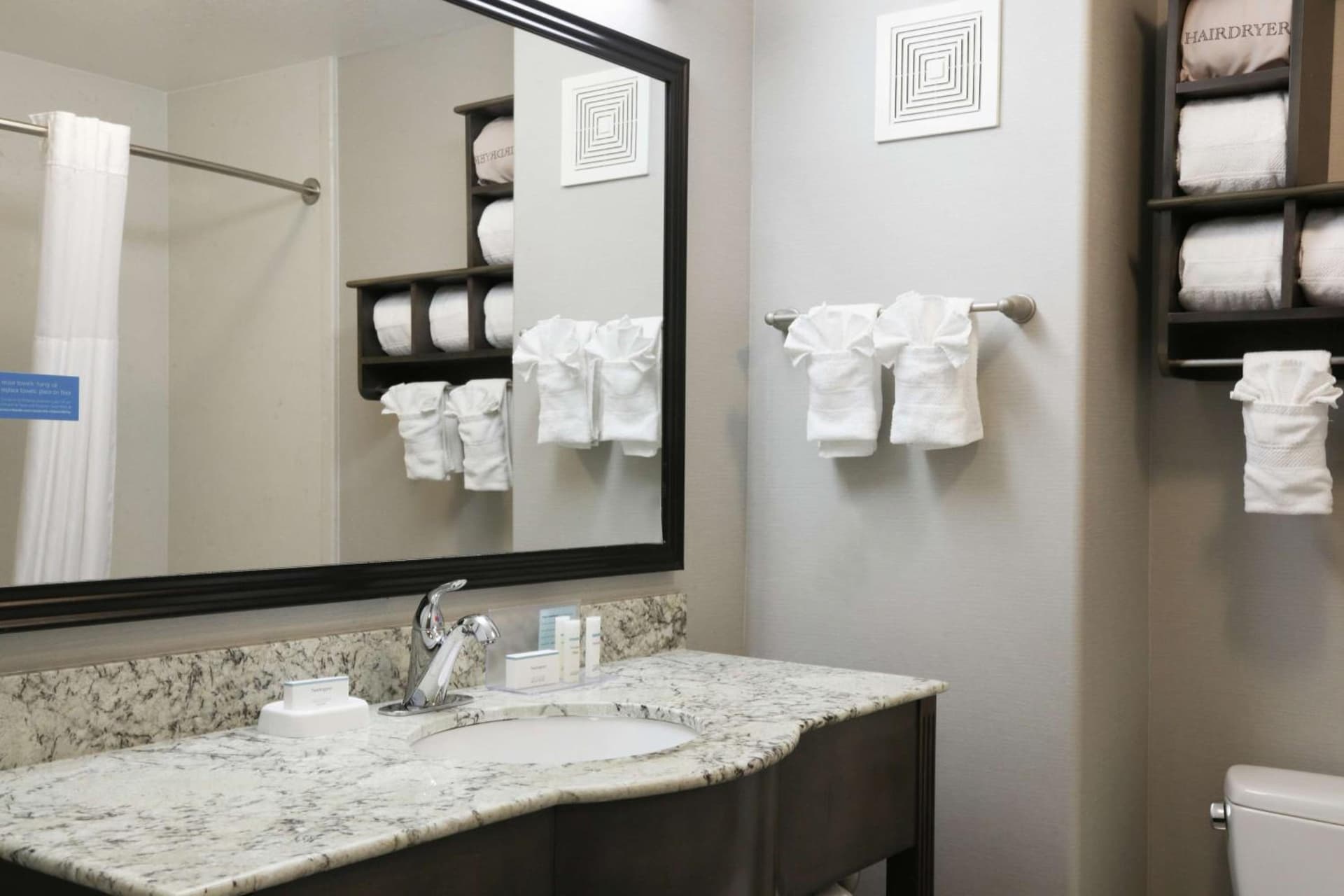 Hampton Inn & Suites Temecula gallery photo in Temecula, CA — image 56
