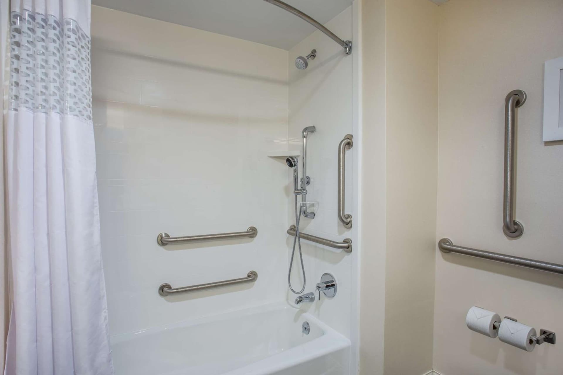 Hampton Inn & Suites Yonkers - Westchester gallery photo in Yonkers, NY — image 26