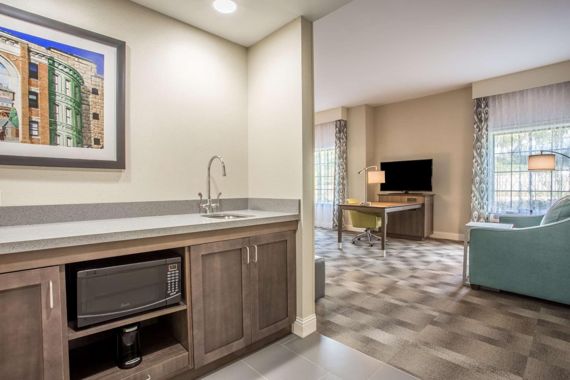 Hampton Inn & Suites Yonkers - Westchester gallery photo in Yonkers, NY — image 8