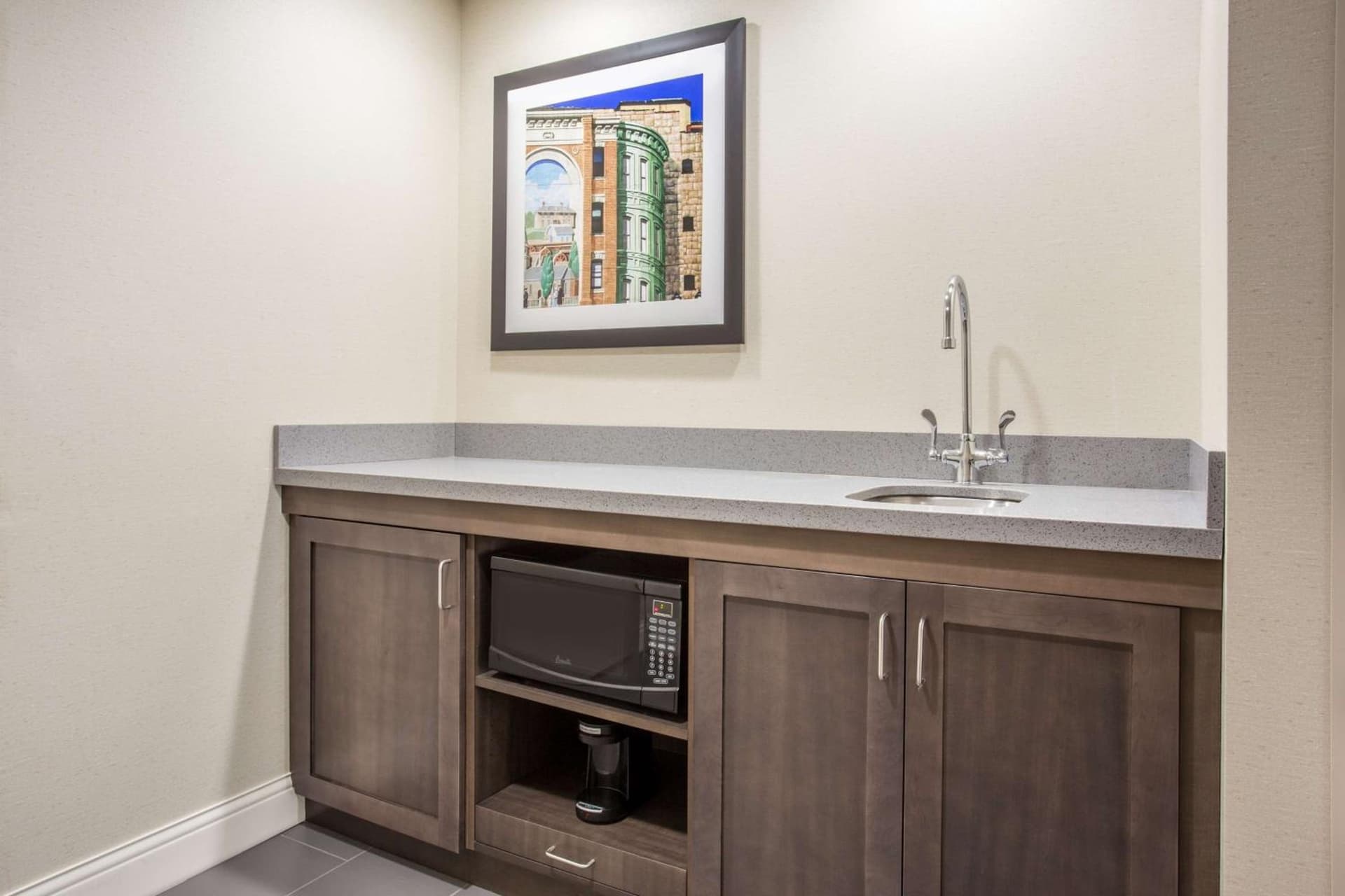 Hampton Inn & Suites Yonkers - Westchester gallery photo in Yonkers, NY — image 16