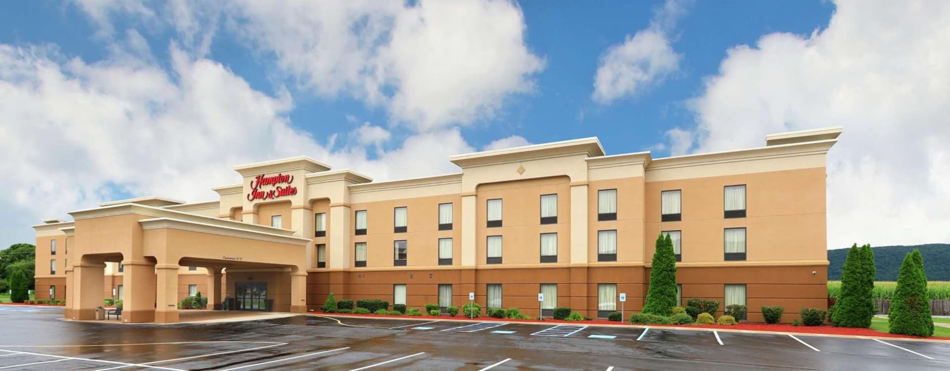 Hampton Inn and Suites of Lamar property views in Mill Hall, PA — gallery photo 3