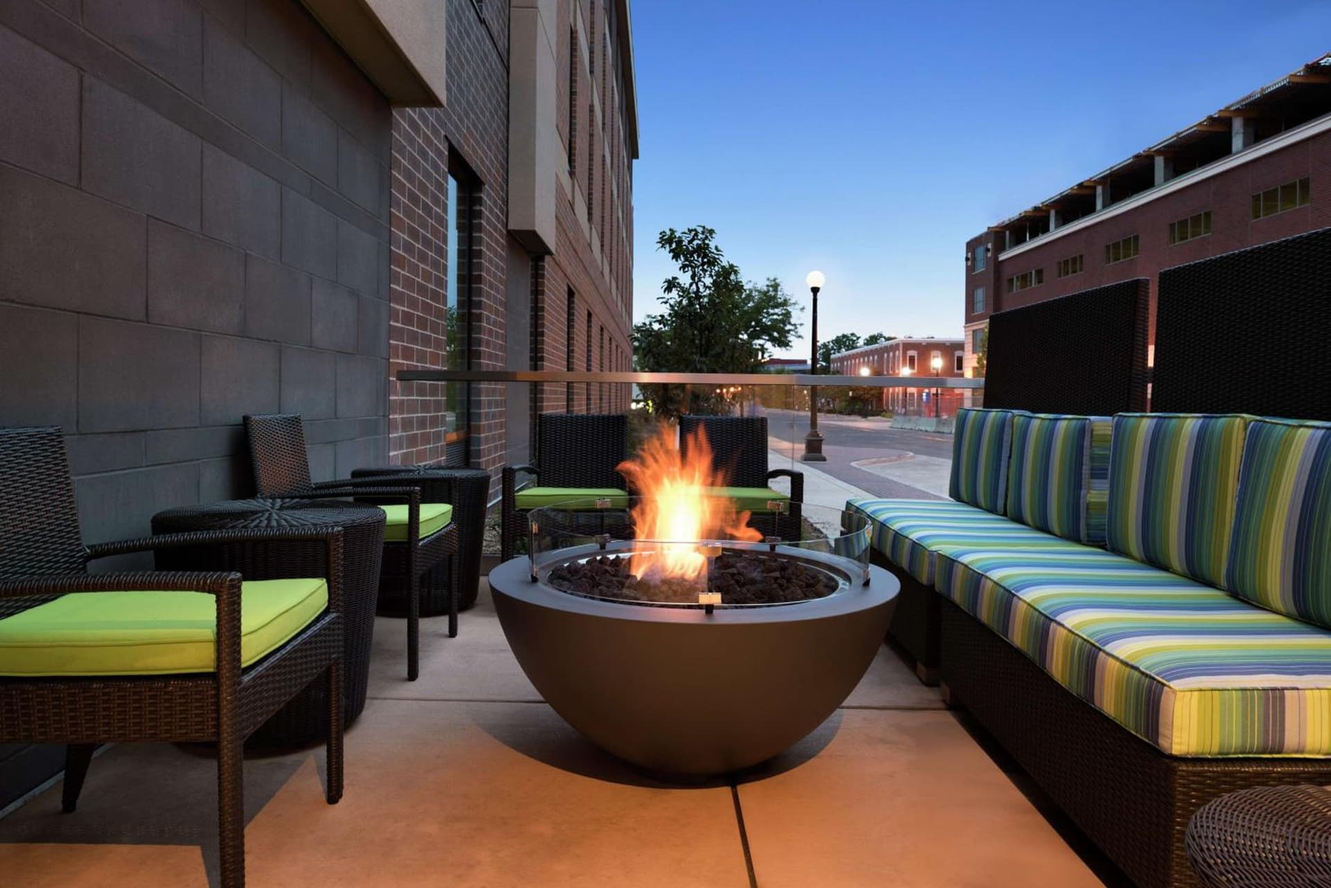 Home2 Suites By Hilton La Crosse gallery photo in La Crosse, WI — image 32