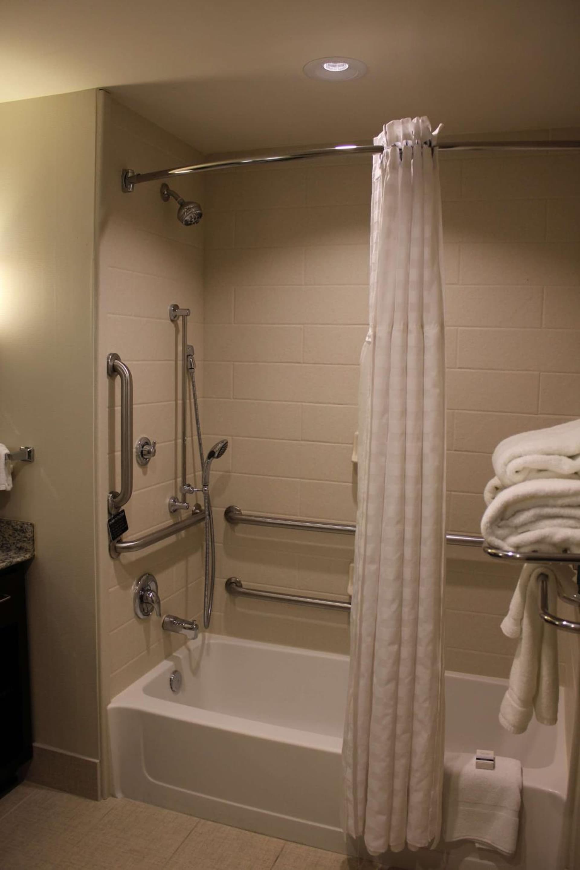 Homewood Suites - Doylestown gallery photo in Warrington — image 5