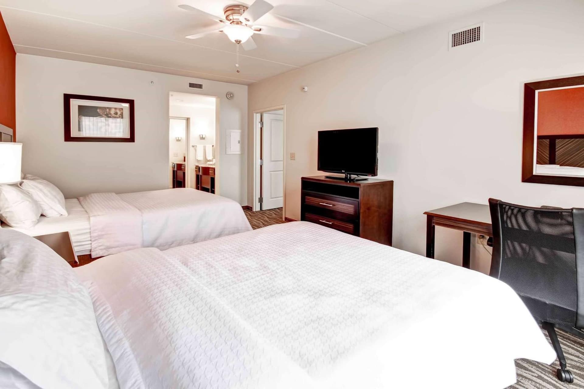 Homewood Suites - Doylestown gallery photo in Warrington — image 13