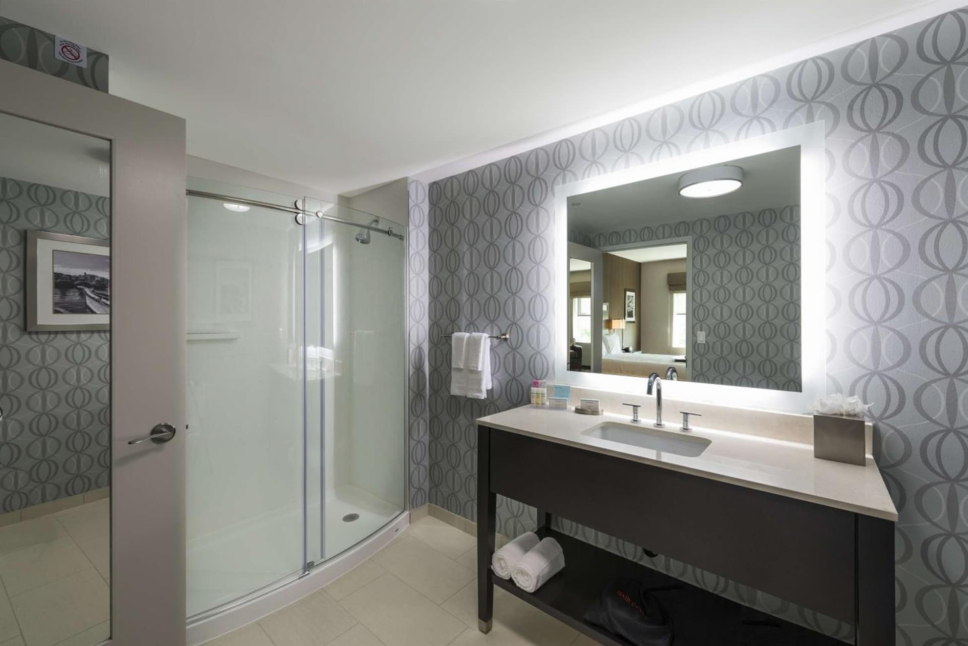 Hampton Inn & Suites Portsmouth Downtown gallery photo in Portsmouth, NH — image 34