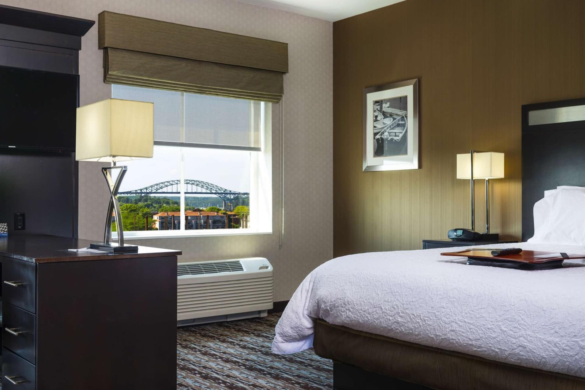 Hampton Inn & Suites Portsmouth Downtown gallery photo in Portsmouth, NH — image 70