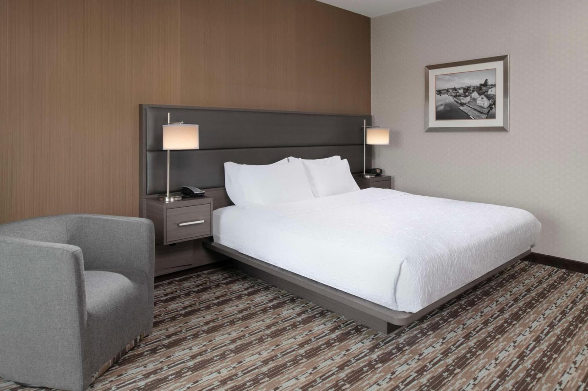 Hampton Inn & Suites Portsmouth Downtown gallery photo in Portsmouth, NH — image 41