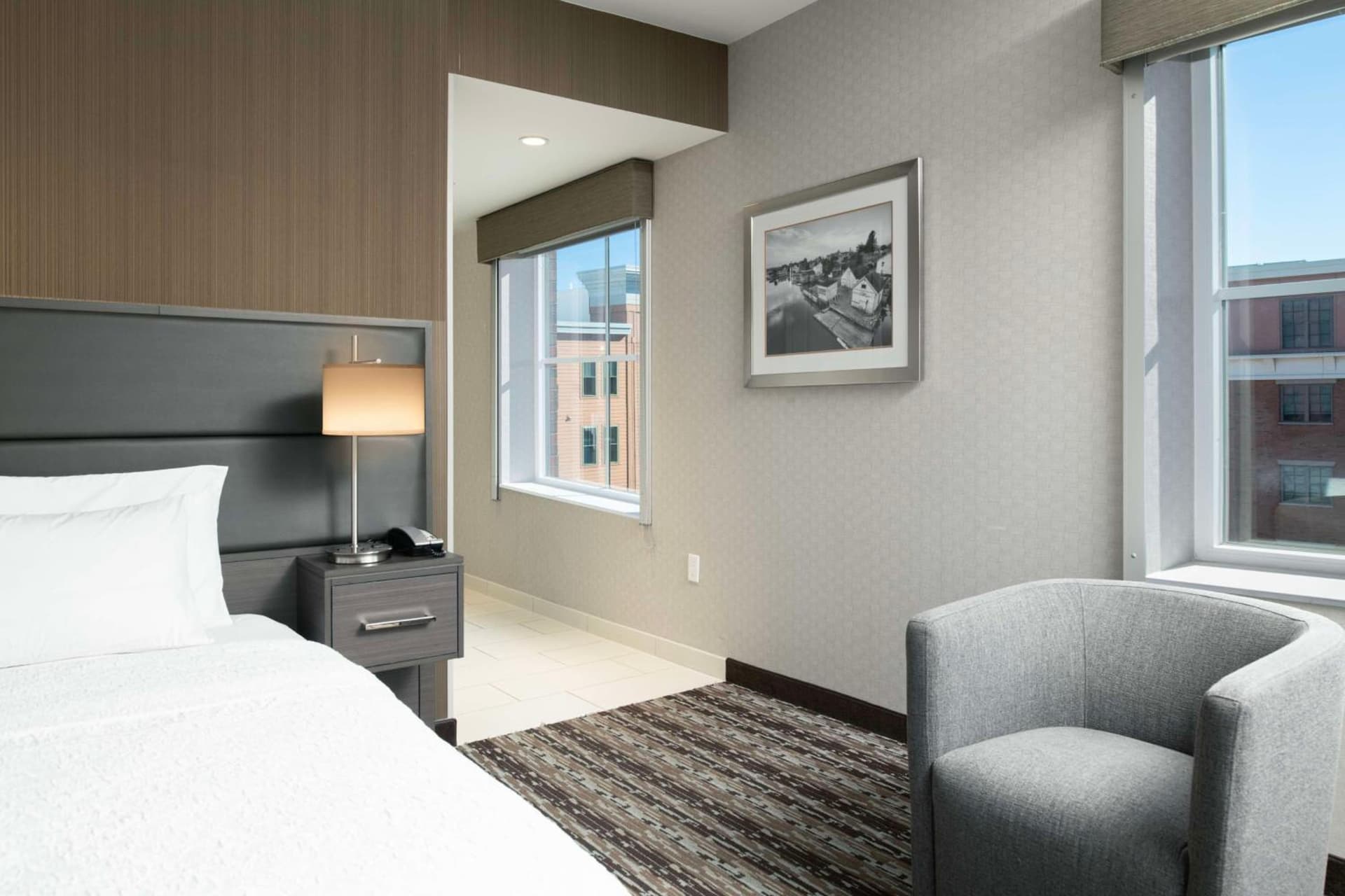 Hampton Inn & Suites Portsmouth Downtown gallery photo in Portsmouth, NH — image 45