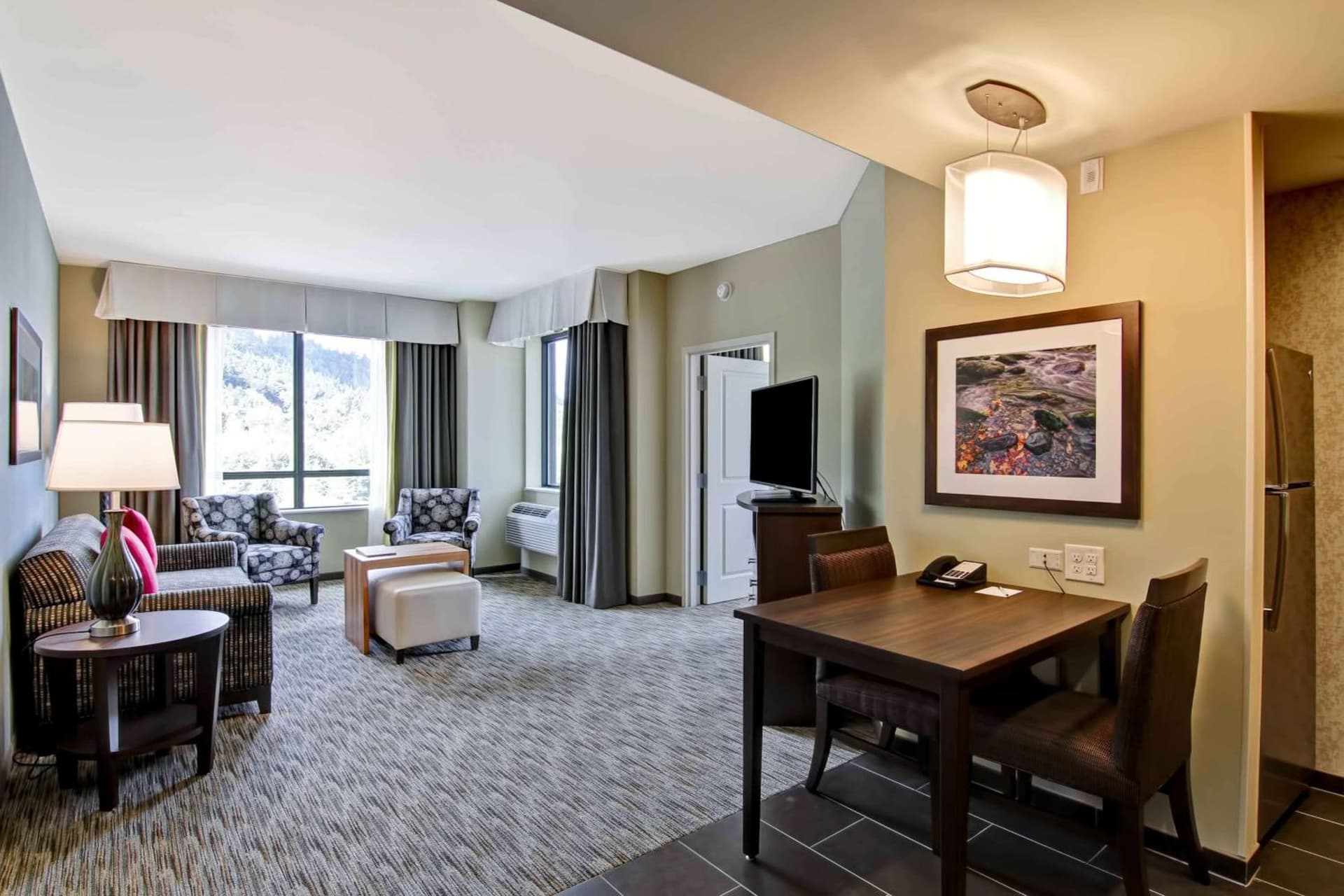 Homewood Suites by Hilton Seattle-Issaquah gallery photo in Issaquah, WA — image 14