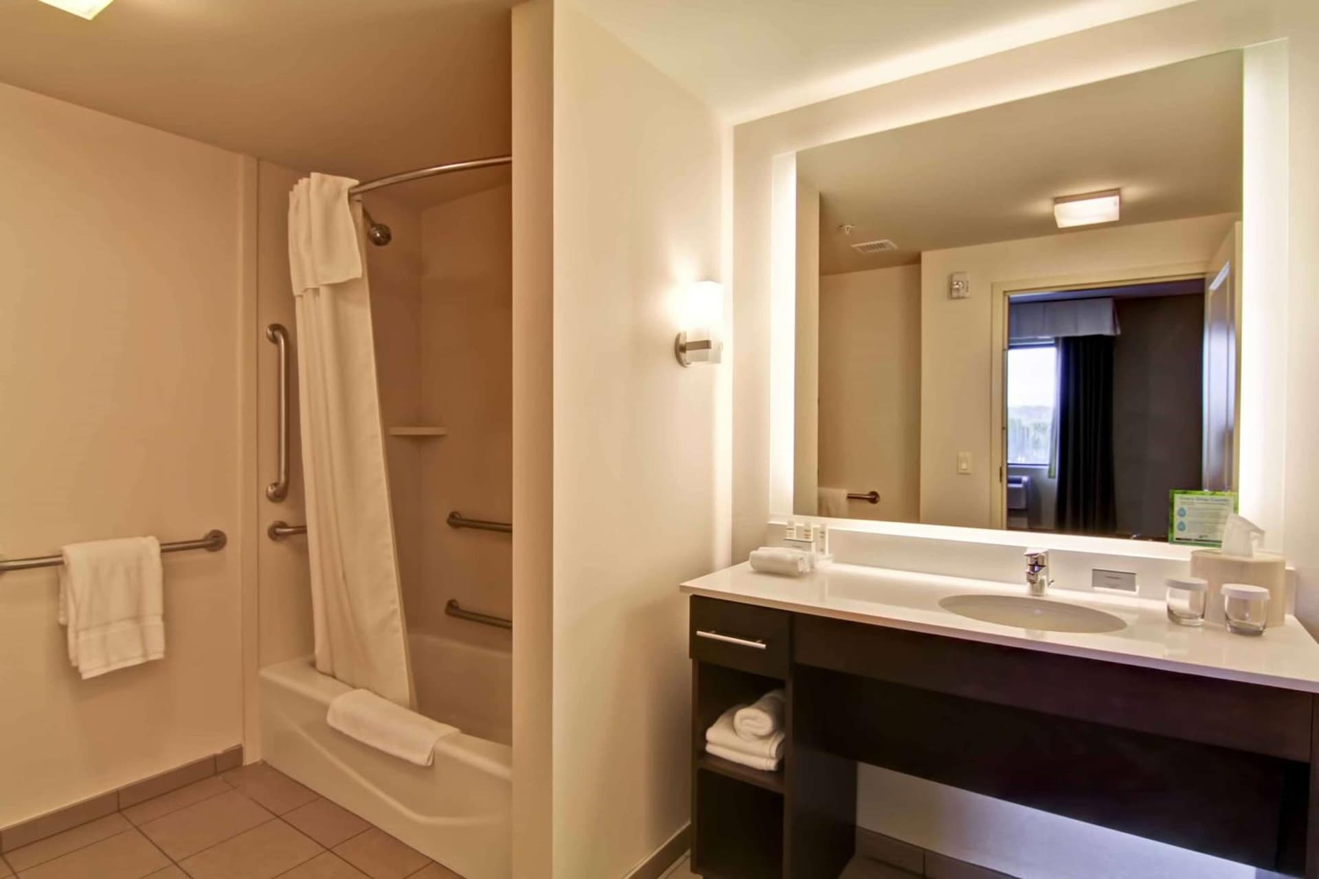 Homewood Suites by Hilton Seattle-Issaquah gallery photo in Issaquah, WA — image 22