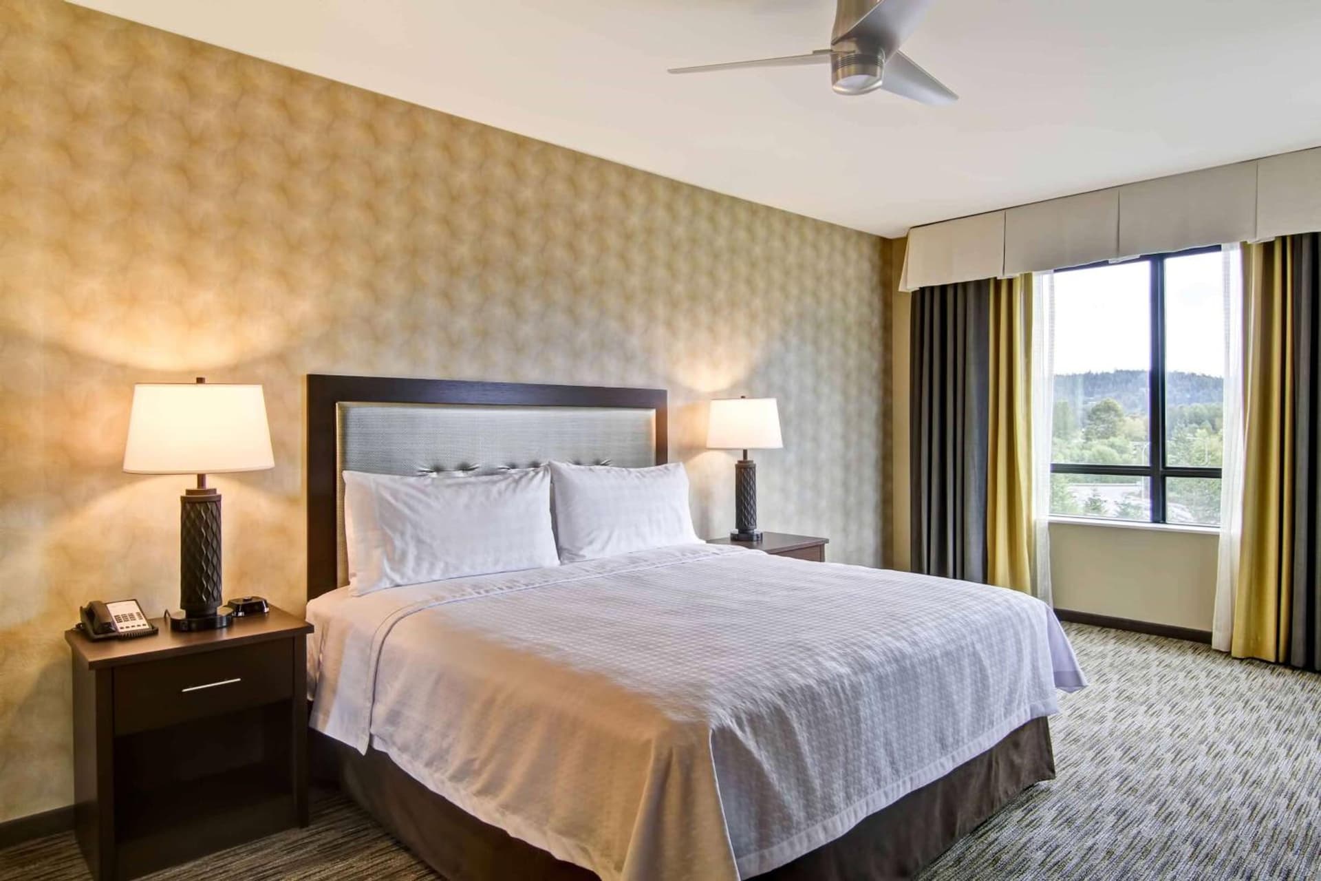 Homewood Suites by Hilton Seattle-Issaquah interior in Issaquah, WA — gallery photo 2