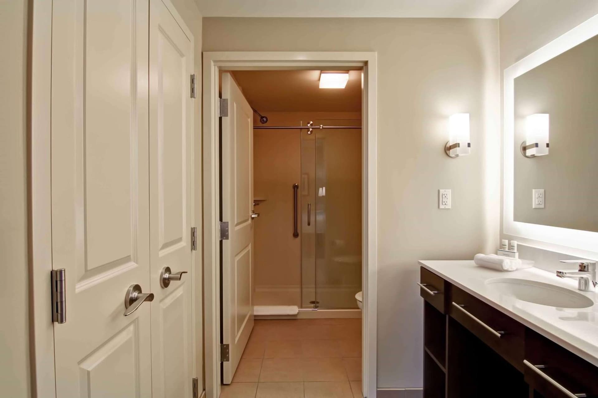 Homewood Suites by Hilton Seattle-Issaquah gallery photo in Issaquah, WA — image 25