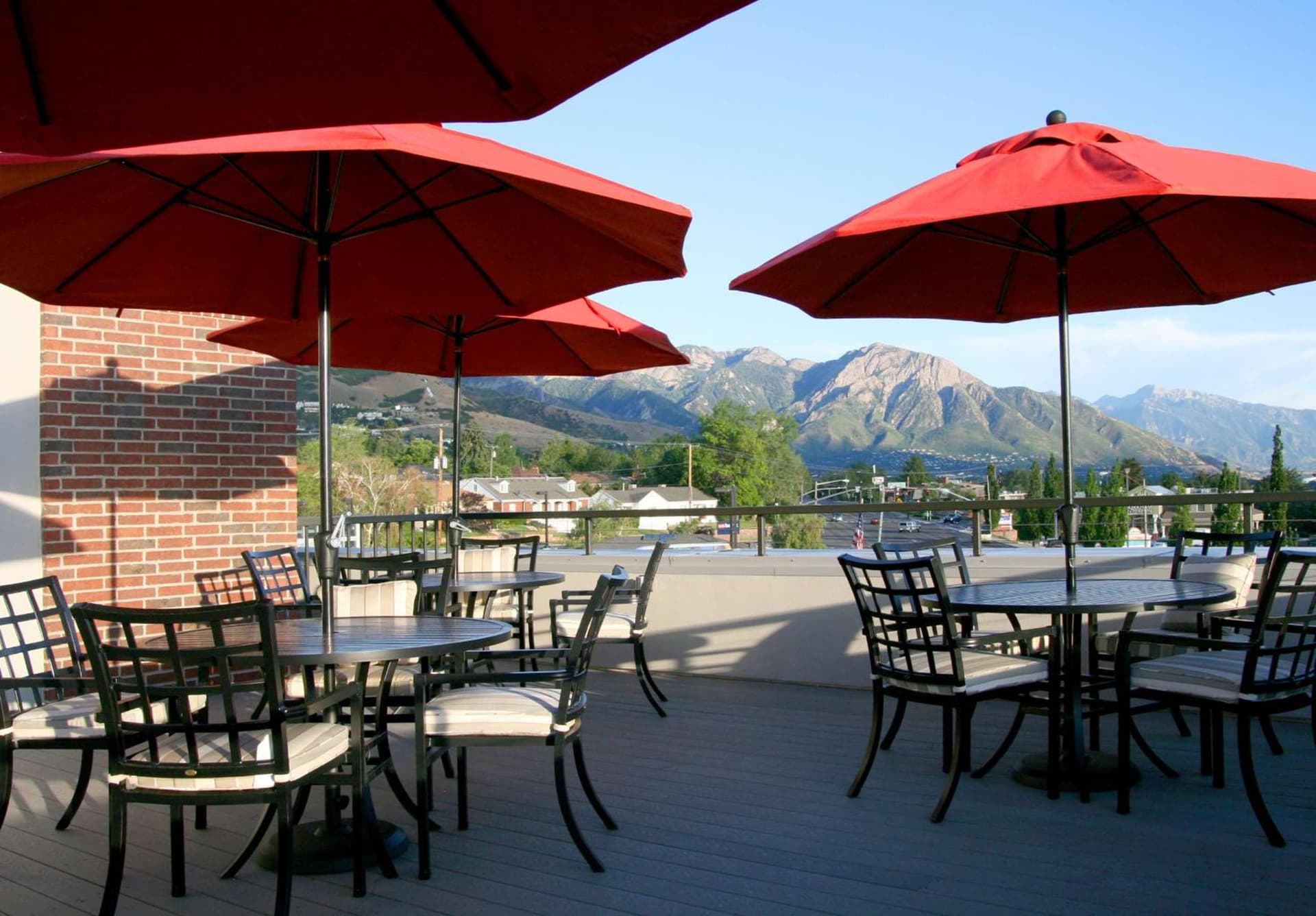 Hampton Inn & Suites Salt Lake City-University/Foothill Drive interior in Salt Lake City, UT — gallery photo 2
