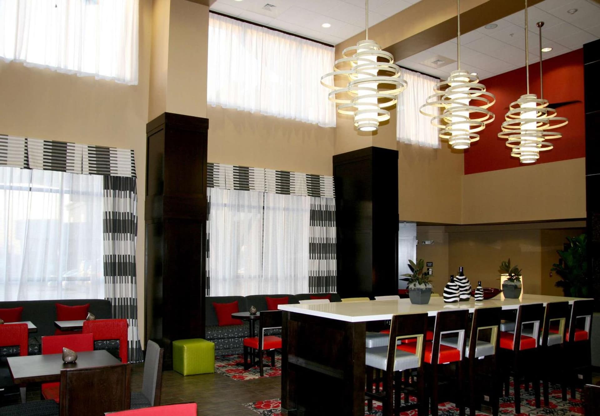 Hampton Inn & Suites Salt Lake City-University/Foothill Drive gallery photo in Salt Lake City, UT — image 19