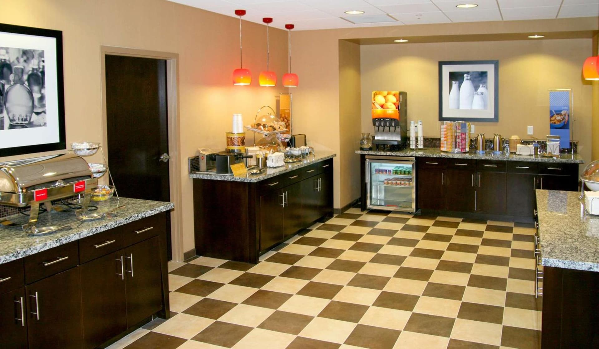 Hampton Inn & Suites Salt Lake City-University/Foothill Drive gallery photo in Salt Lake City, UT — image 49
