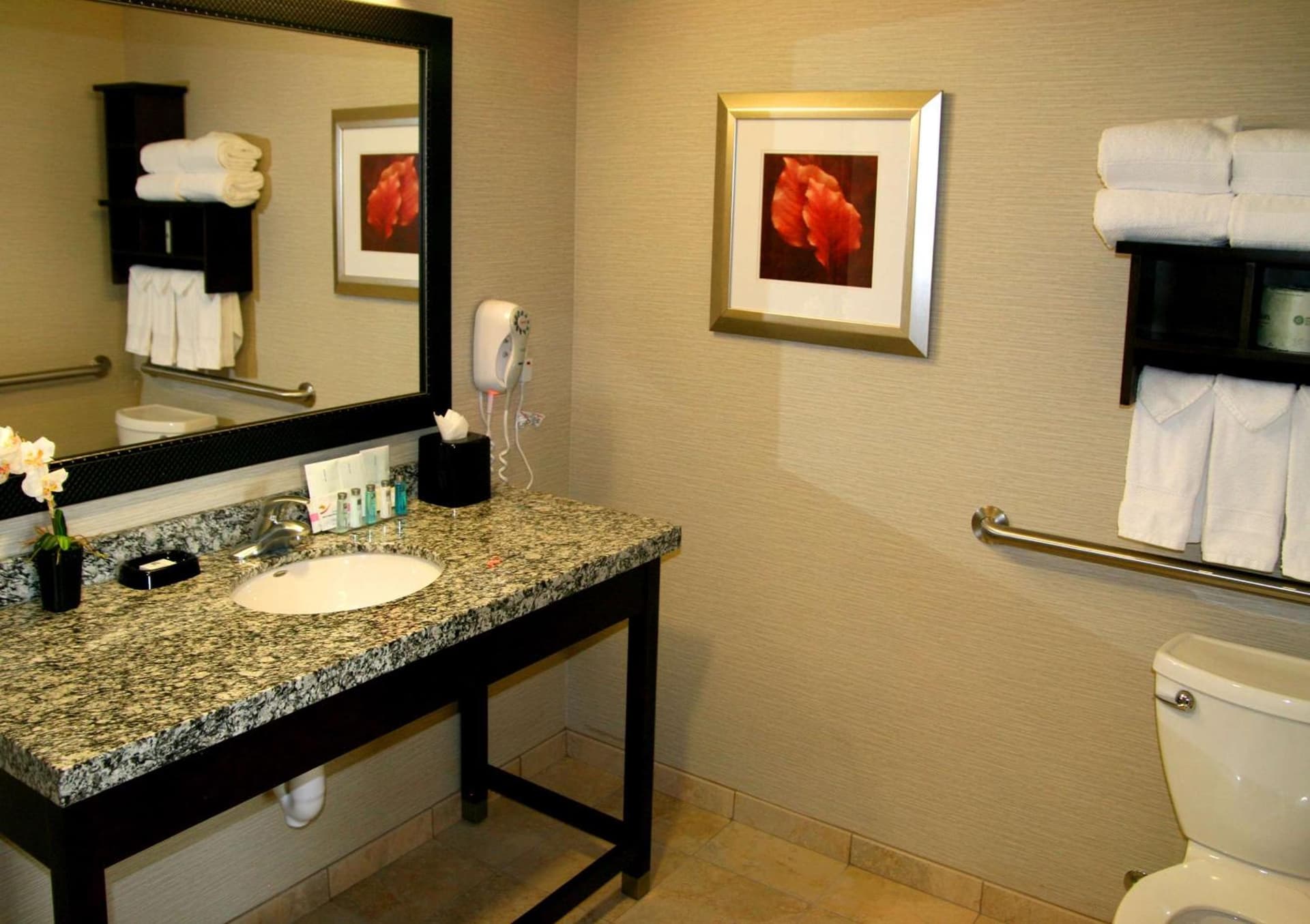 Hampton Inn & Suites Salt Lake City-University/Foothill Drive gallery photo in Salt Lake City, UT — image 39