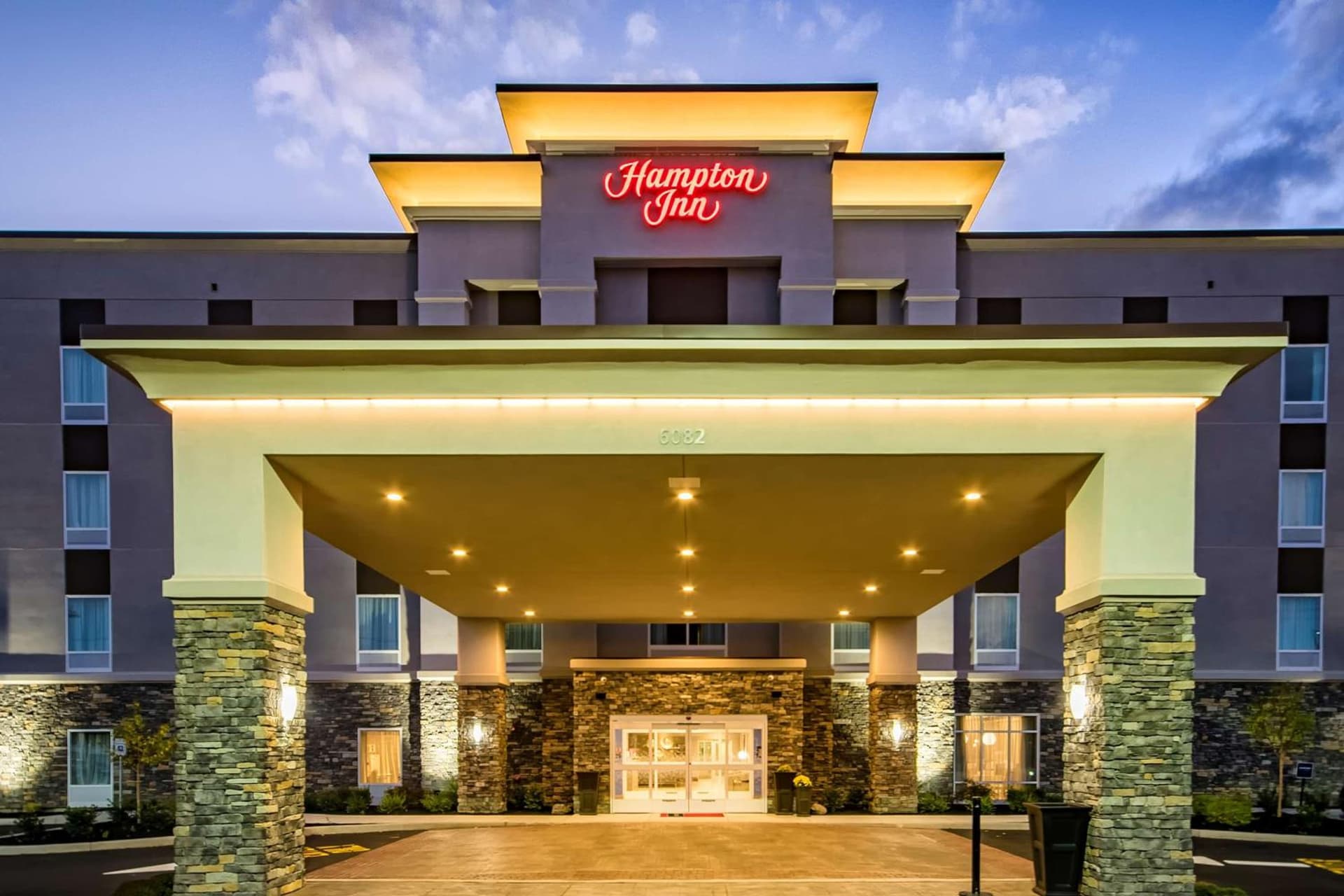 Hampton Inn Lockport - Buffalo, NY interior in Lockport, NY — gallery photo 2