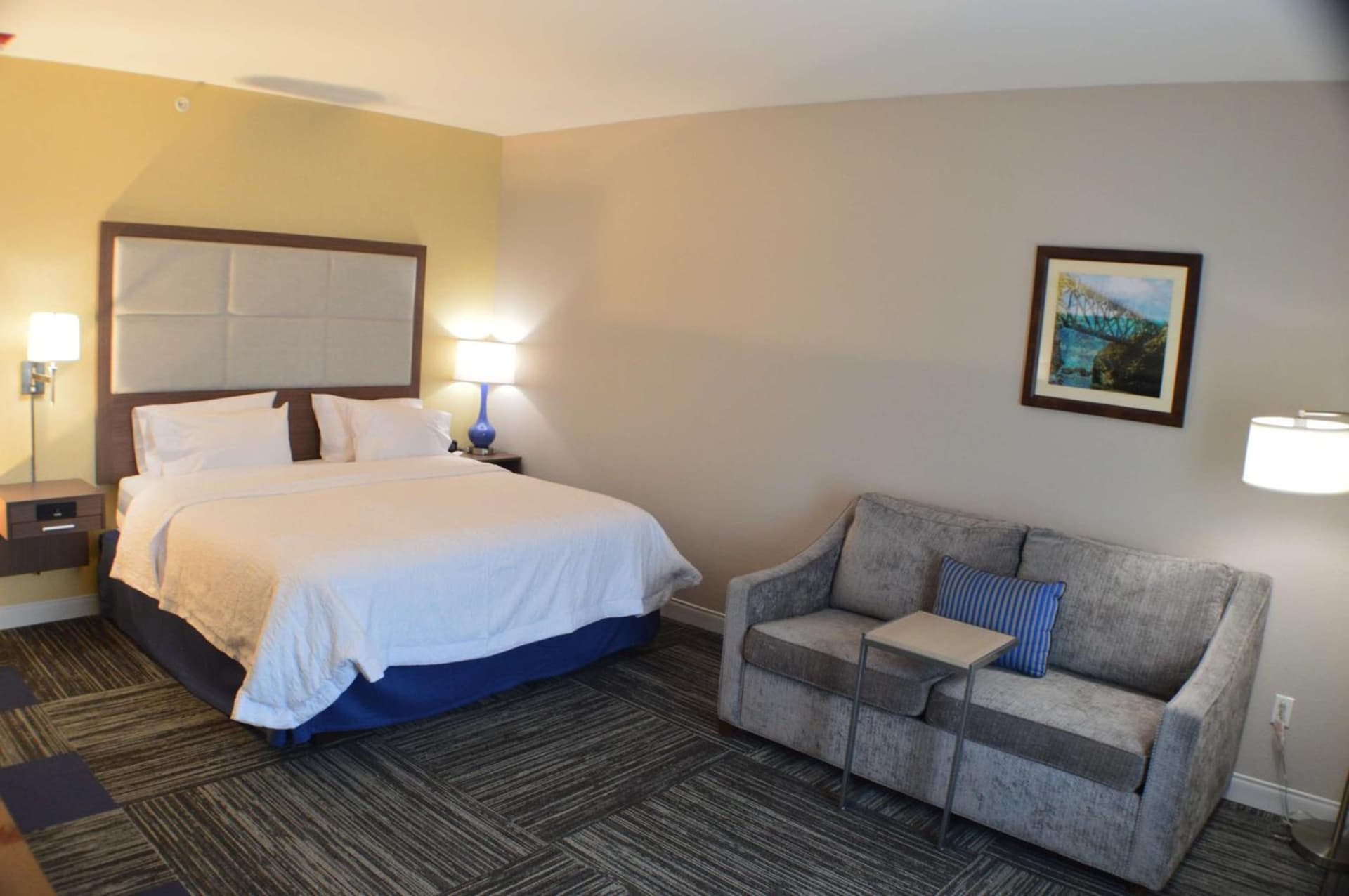 Hampton Inn Lockport - Buffalo, NY interior in Lockport, NY — gallery photo 2