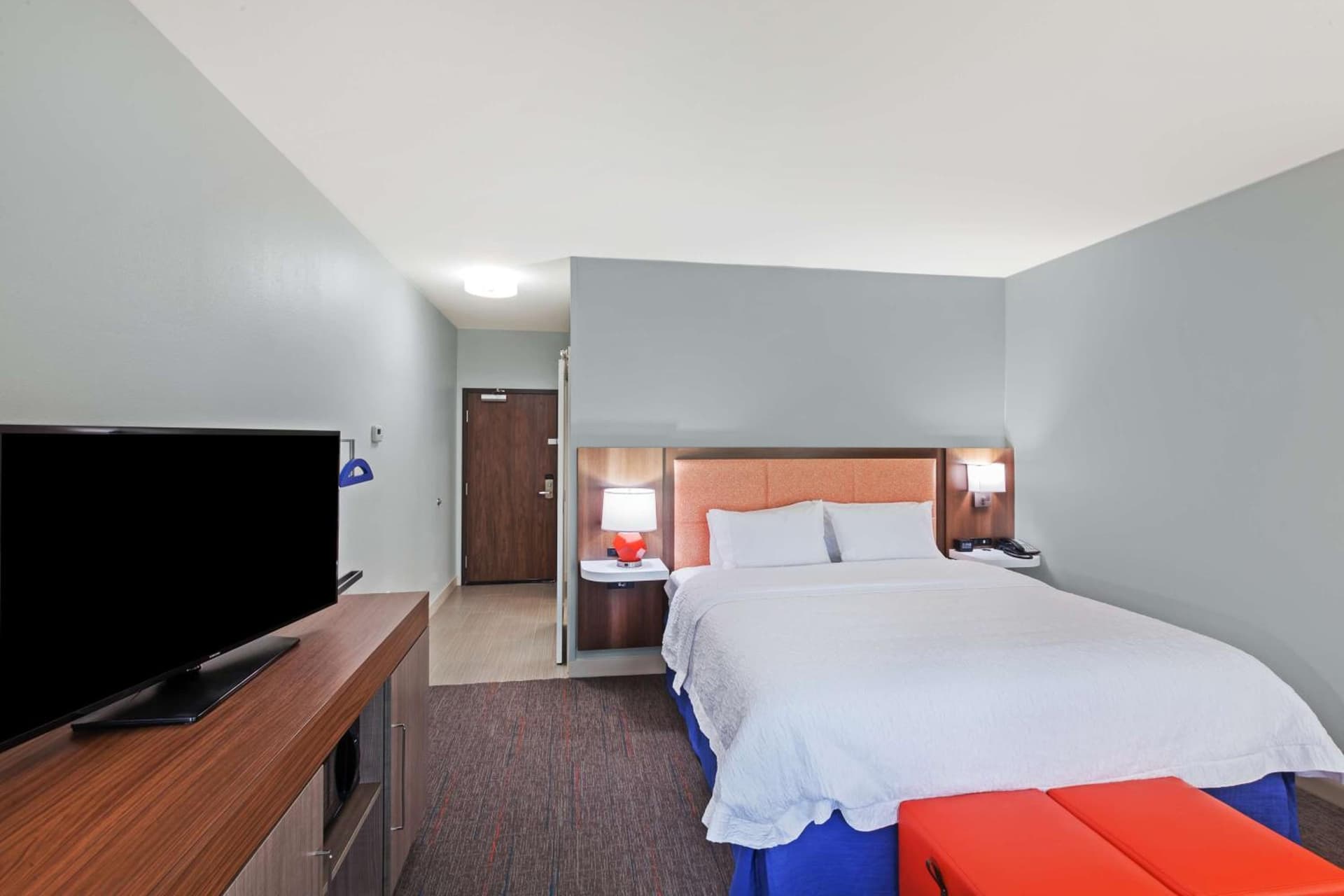 Hampton Inn Ozona property views in Ozona, TX — gallery photo 3