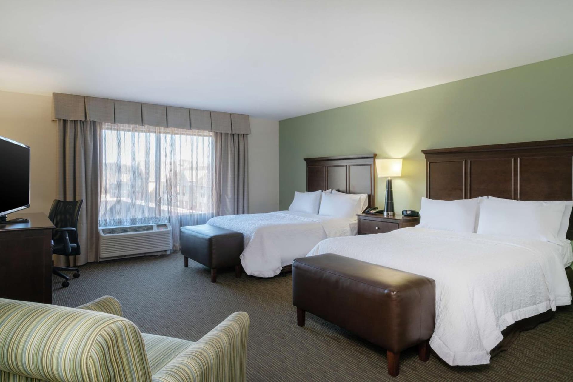 Hampton Inn University Area, Huntington, Wv gallery photo in Huntington, WV — image 7