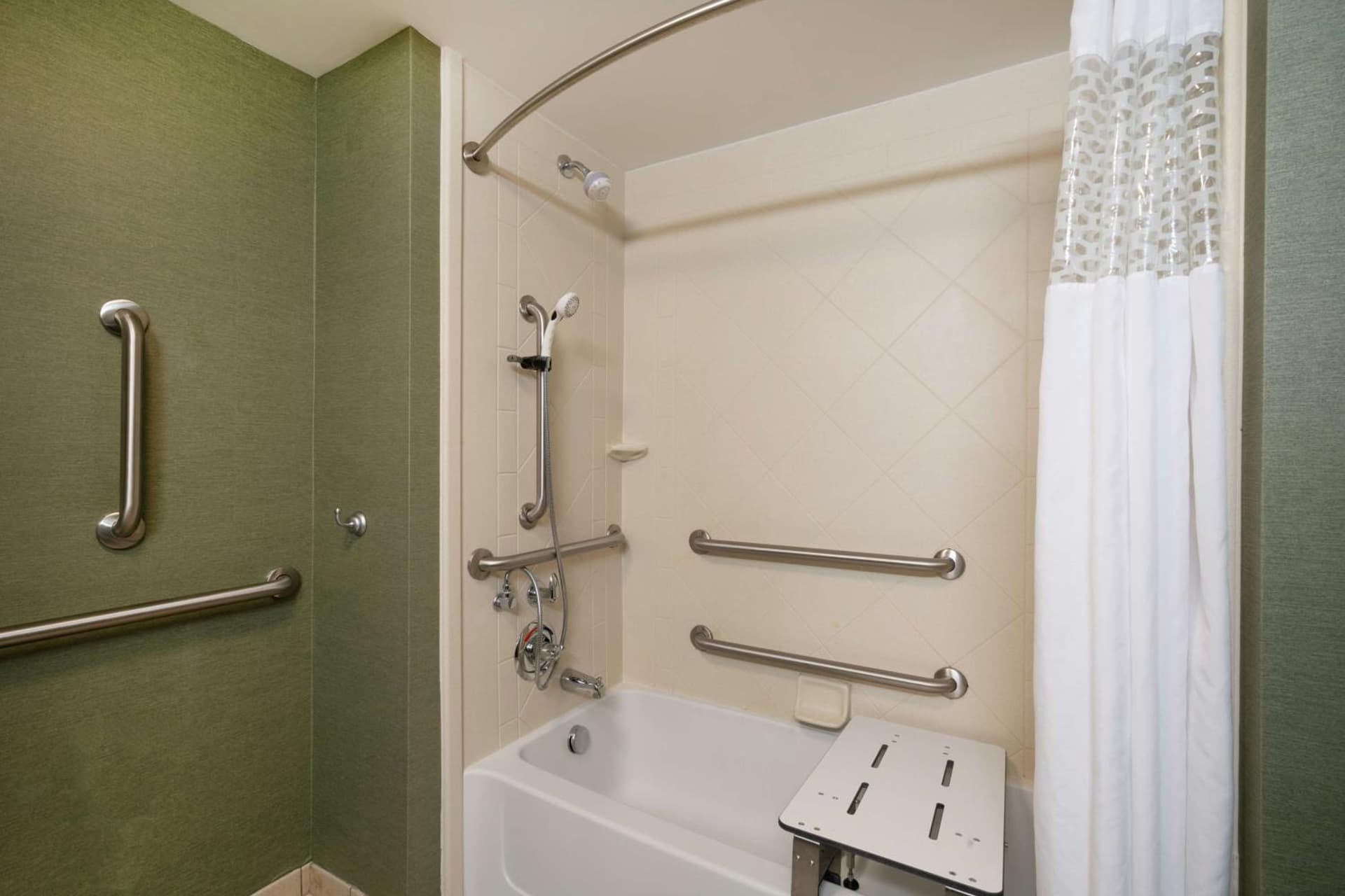 Hampton Inn University Area, Huntington, Wv property views in Huntington, WV — gallery photo 3