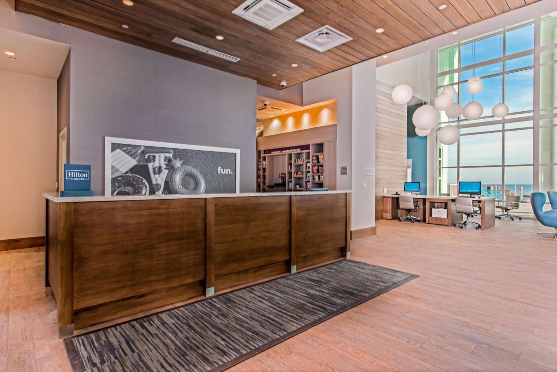 Hampton Inn & Suites Panama City Beach-Beachfront gallery photo in Panama City Beach, FL — image 21