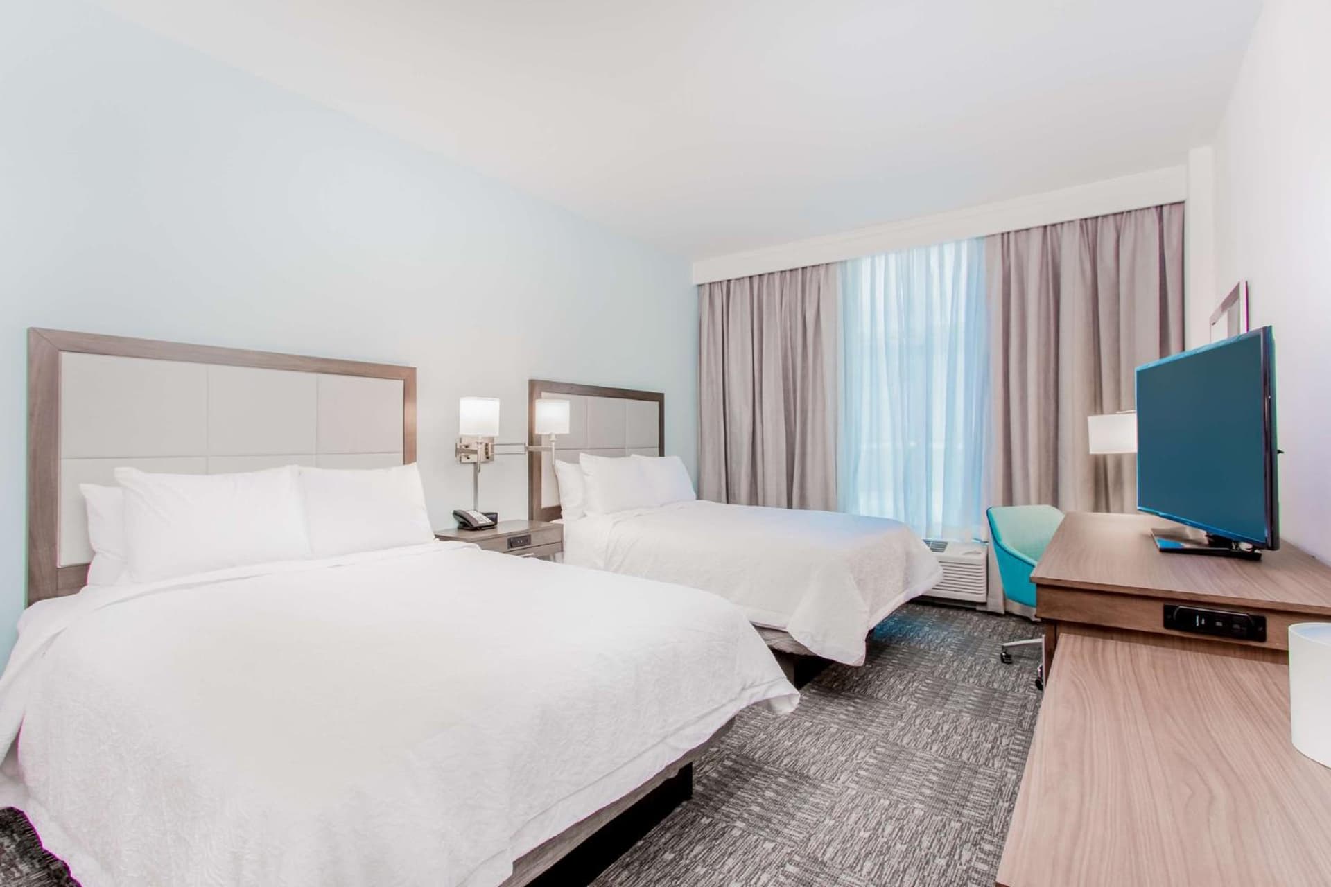 Hampton Inn & Suites Panama City Beach-Beachfront gallery photo in Panama City Beach, FL — image 38