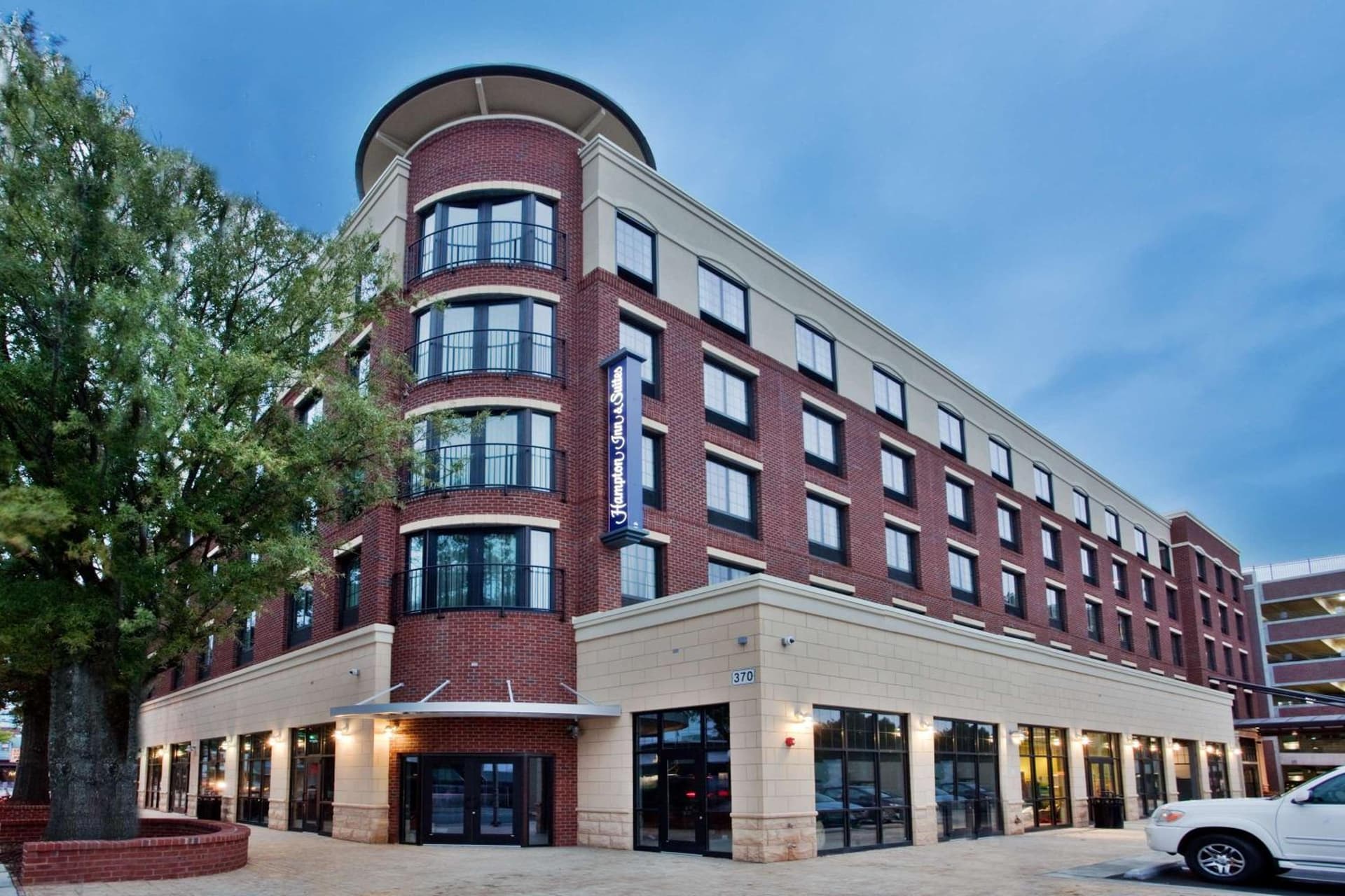 Hampton Inn & Suites Chapel Hill/Carrboro property views in Chapel Hill, NC — gallery photo 3
