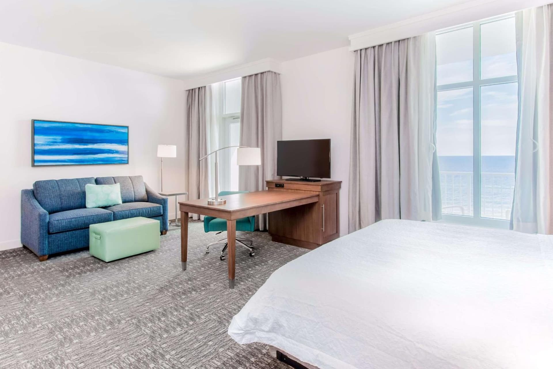 Hampton Inn & Suites Panama City Beach-Beachfront property views in Panama City Beach, FL — gallery photo 3