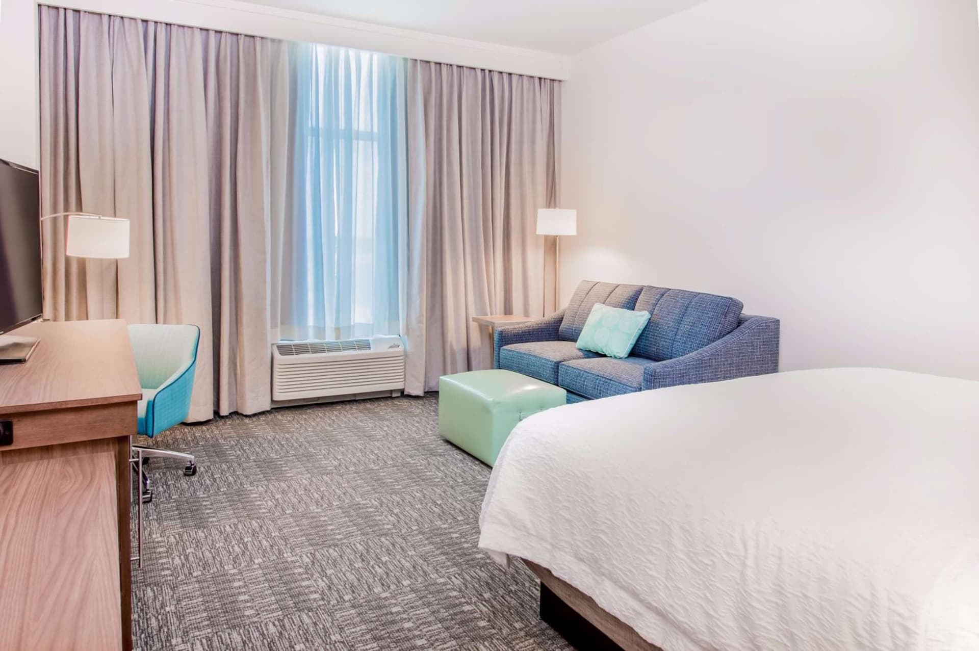 Hampton Inn & Suites Panama City Beach-Beachfront gallery photo in Panama City Beach, FL — image 68