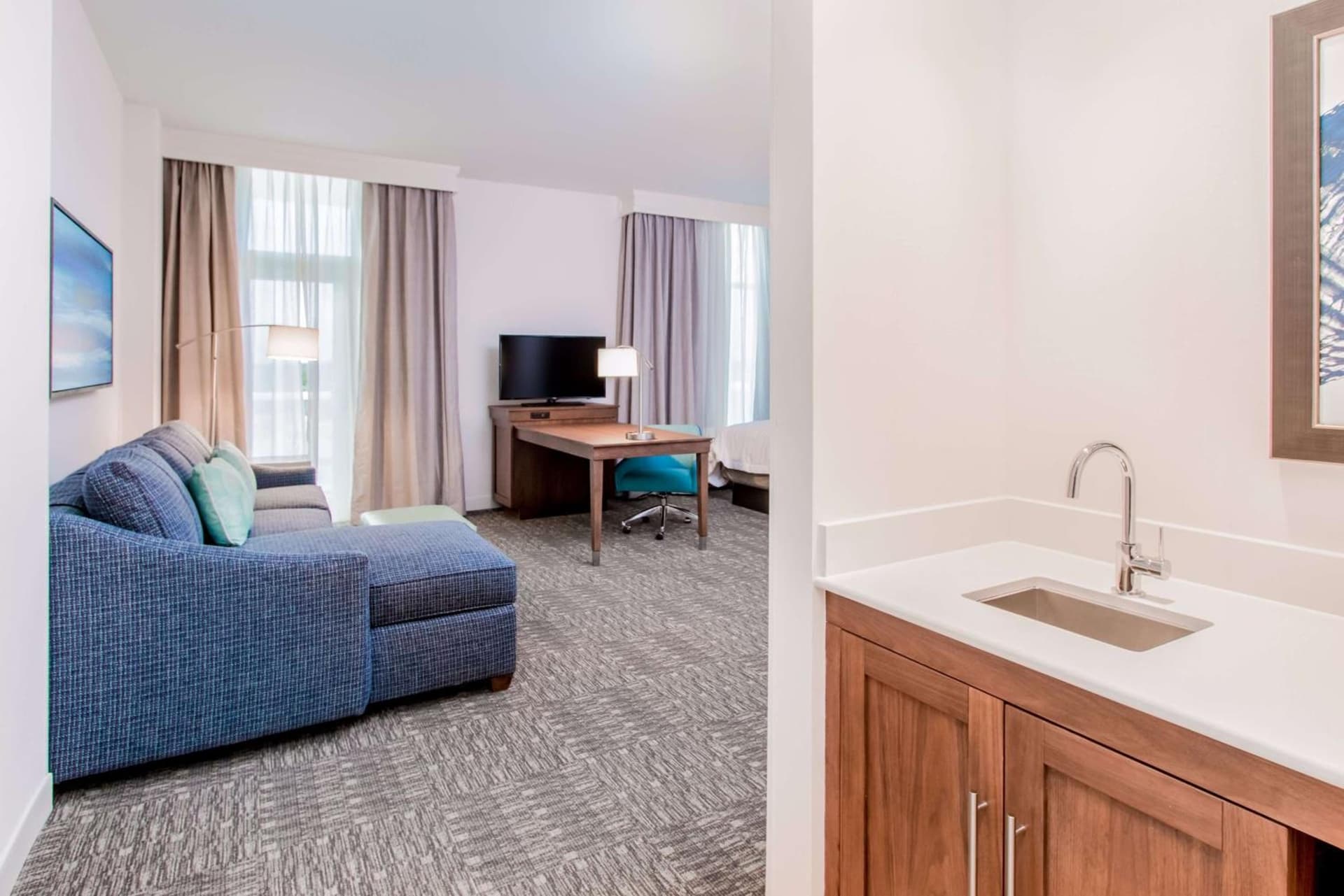 Hampton Inn & Suites Panama City Beach-Beachfront gallery photo in Panama City Beach, FL — image 17