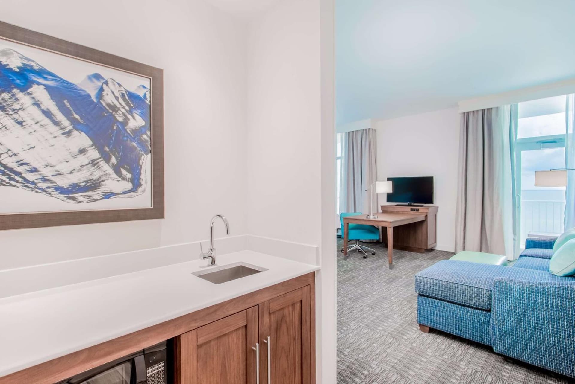 Hampton Inn & Suites Panama City Beach-Beachfront gallery photo in Panama City Beach, FL — image 77