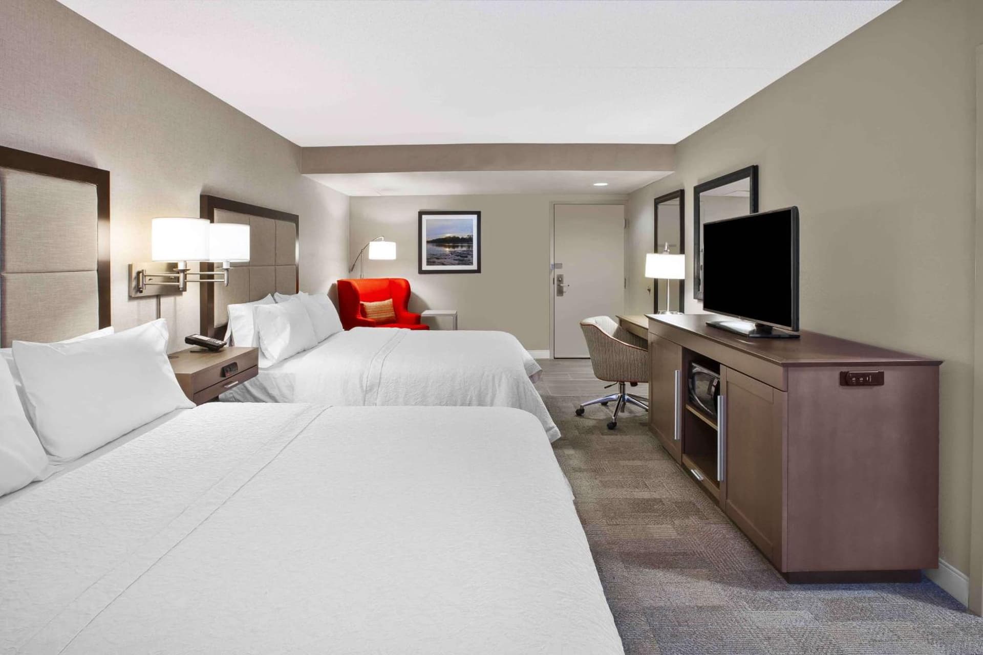 Hampton Inn Toledo-South/Maumee interior in Maumee, OH — gallery photo 2