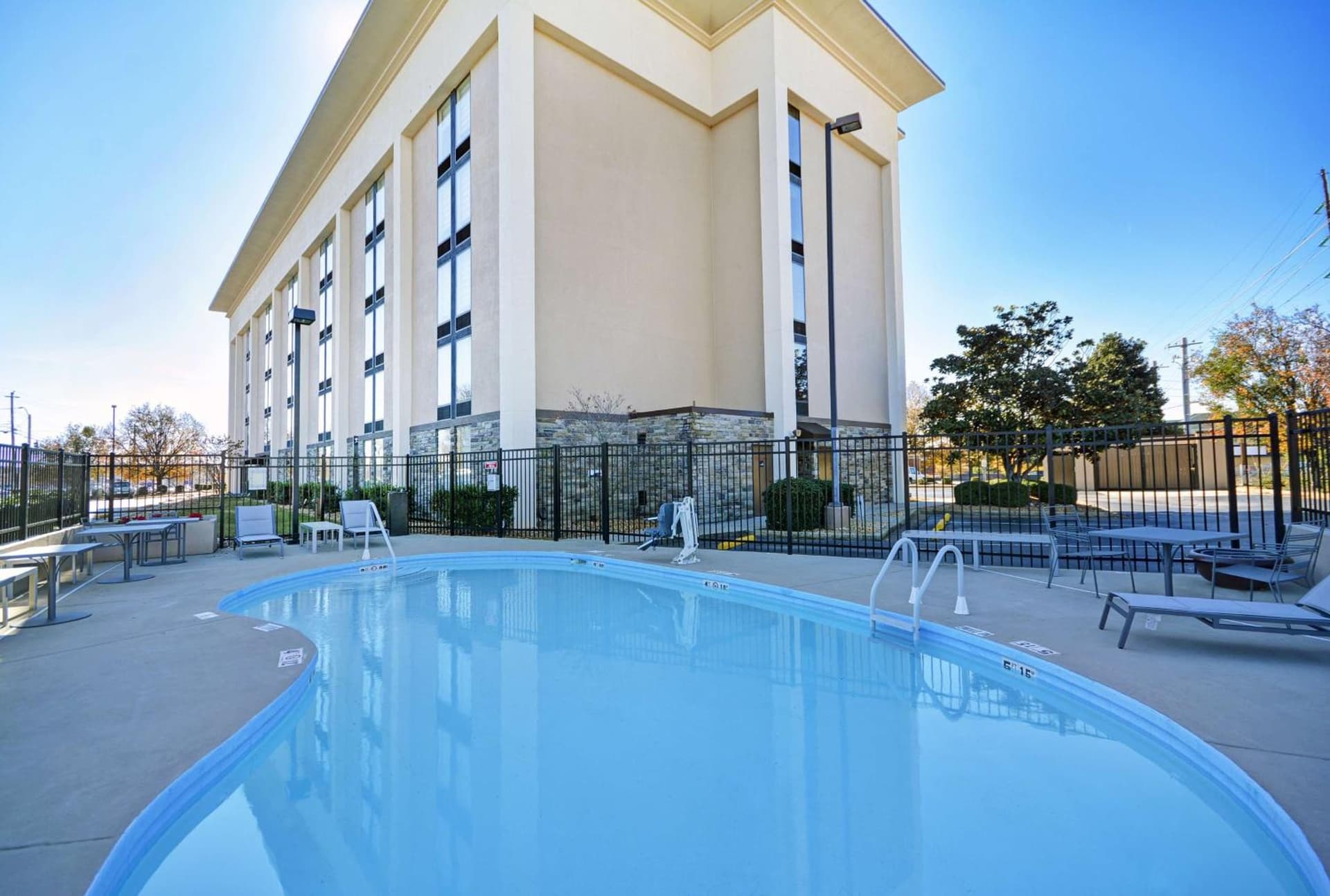 Hampton Inn Athens gallery photo in Athens, GA — image 24