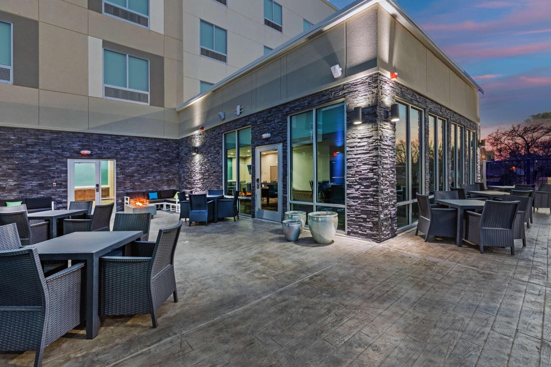 Hampton Inn & Suites Canyon, Tx interior in Canyon, TX — gallery photo 2