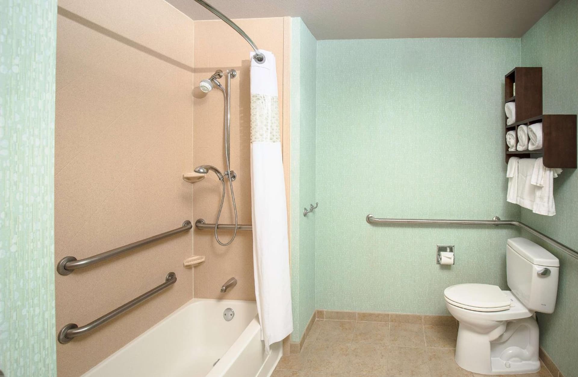Hampton Inn & Suites Suisun City Waterfront gallery photo in Suisun City, CA — image 27
