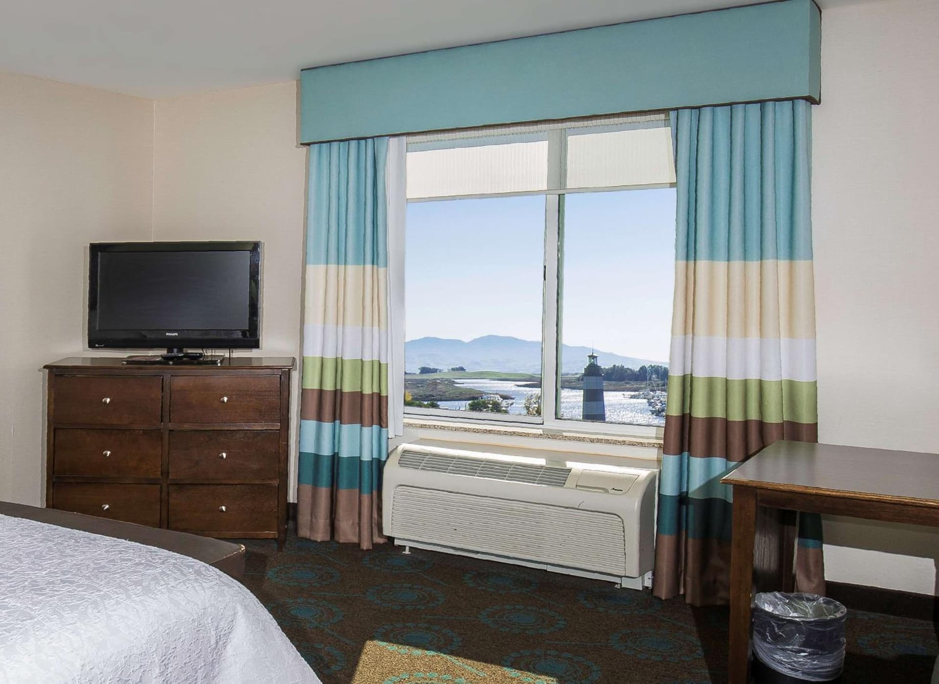 Hampton Inn & Suites Suisun City Waterfront property views in Suisun City, CA — gallery photo 3