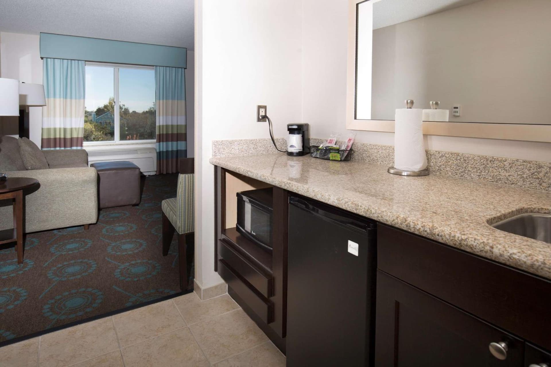 Hampton Inn & Suites Suisun City Waterfront gallery photo in Suisun City, CA — image 9