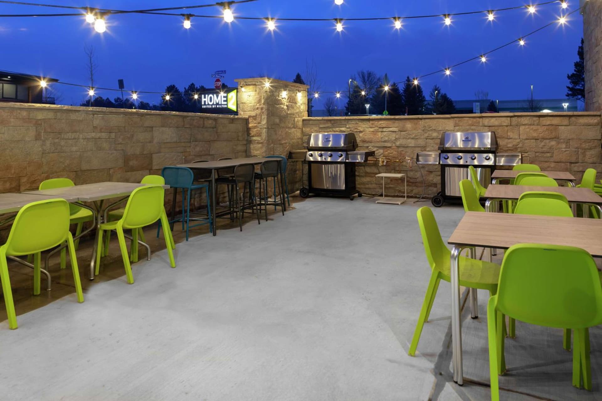 Home2 Suites By Hilton Denver South Centennial Airport interior in Centennial, CO — gallery photo 2